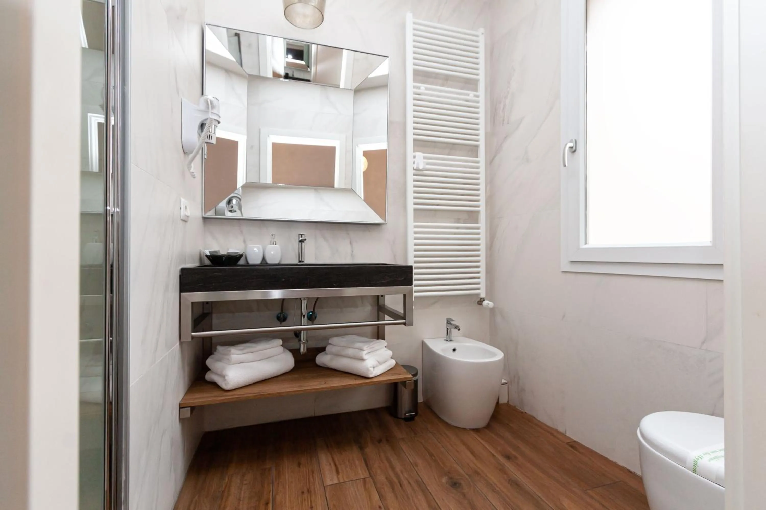 Bathroom in B&B La finestra sul canale