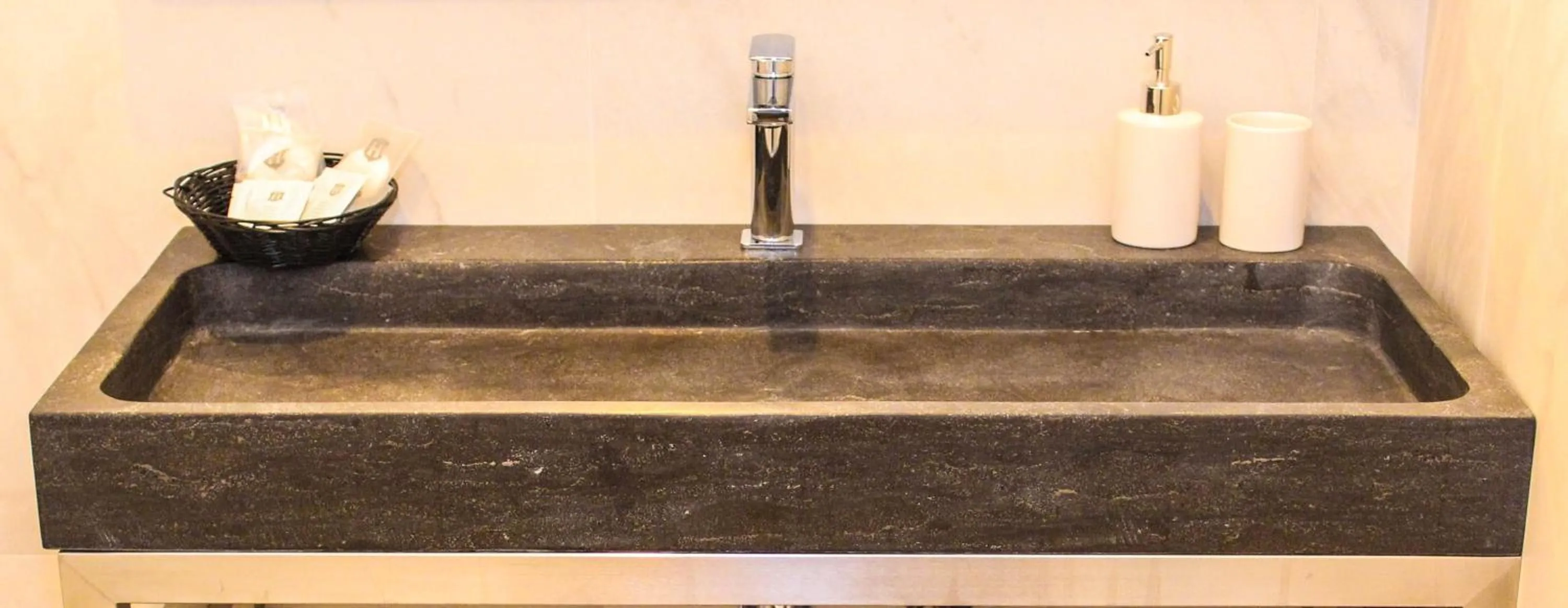 Bathroom in B&B La finestra sul canale