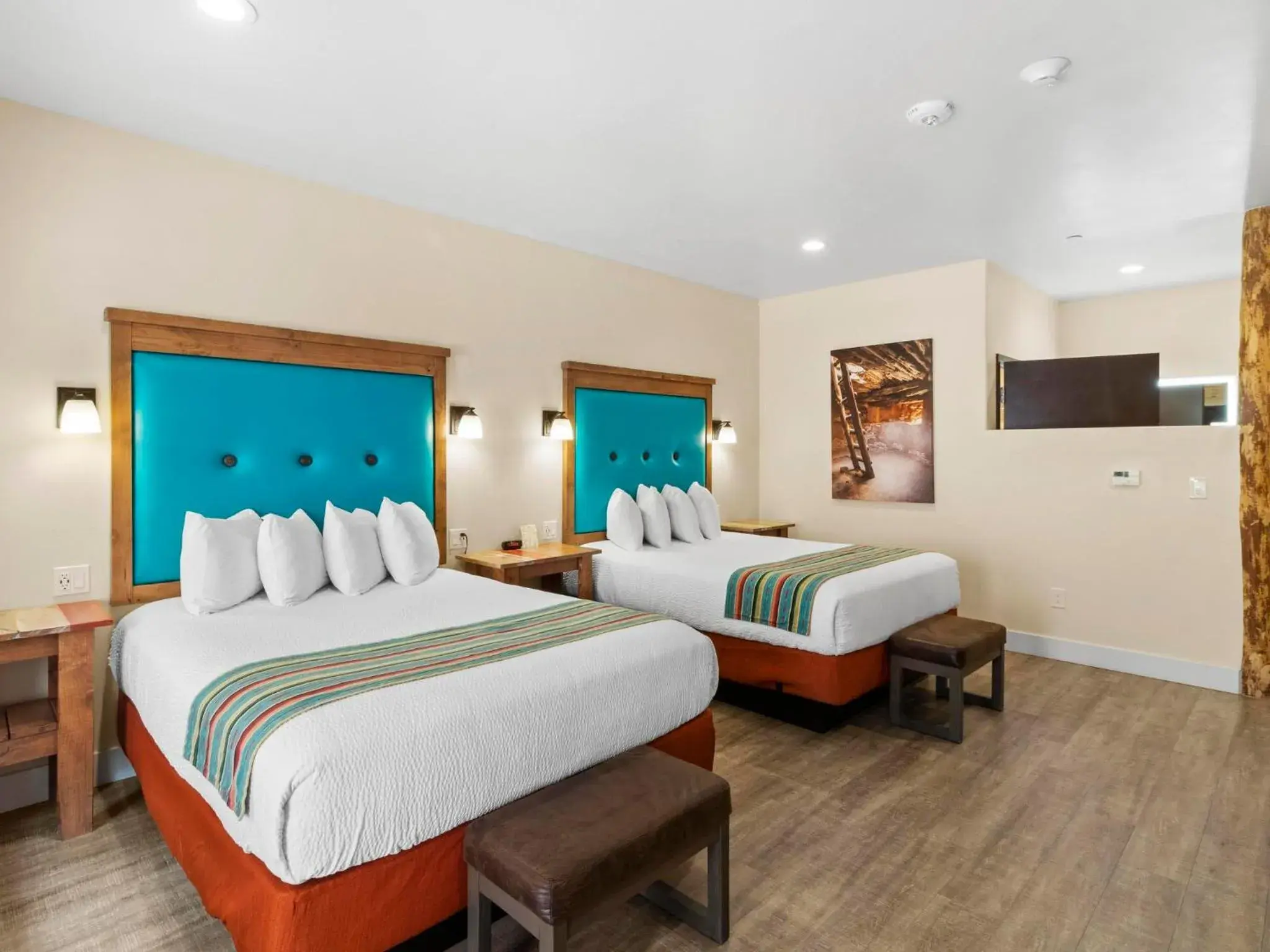 Bed in Bluff Dwellings Resort Bed in Bluff Dwellings Resort