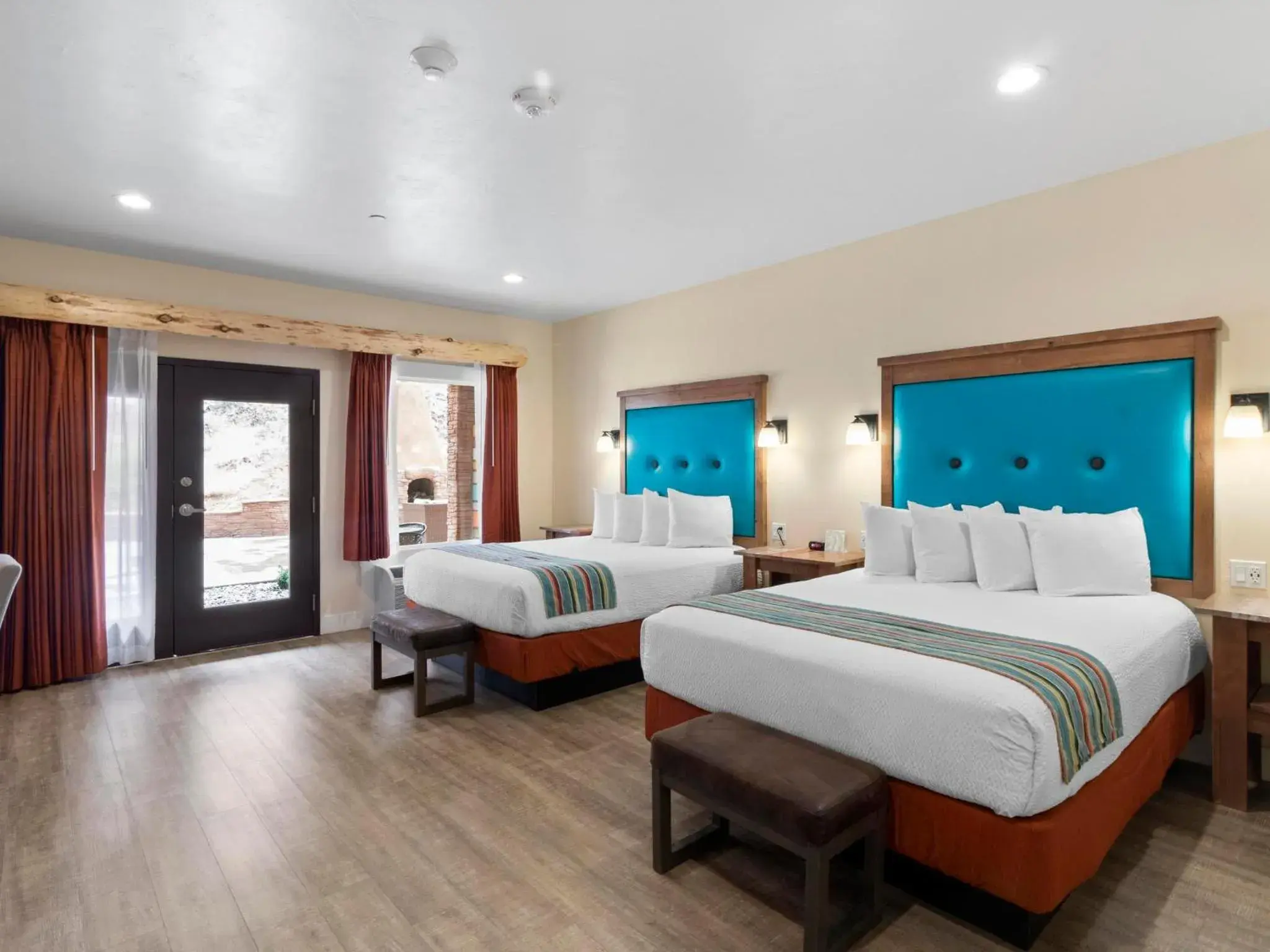 Bed in Bluff Dwellings Resort Bed in Bluff Dwellings Resort