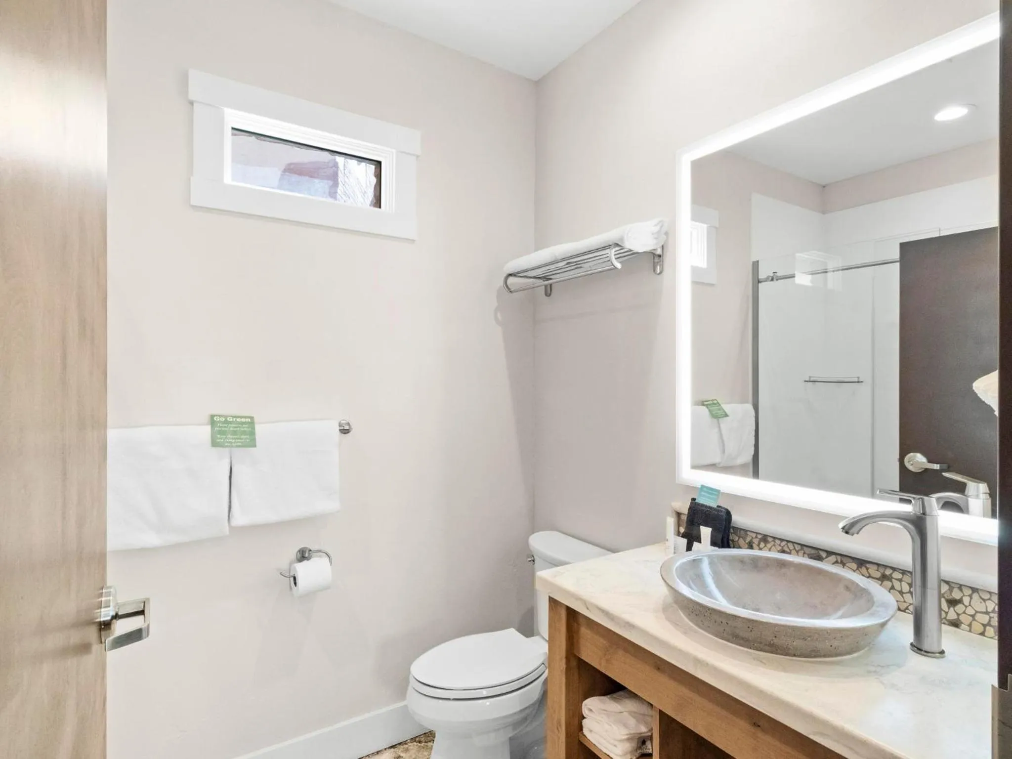 Shower in Bluff Dwellings Resort