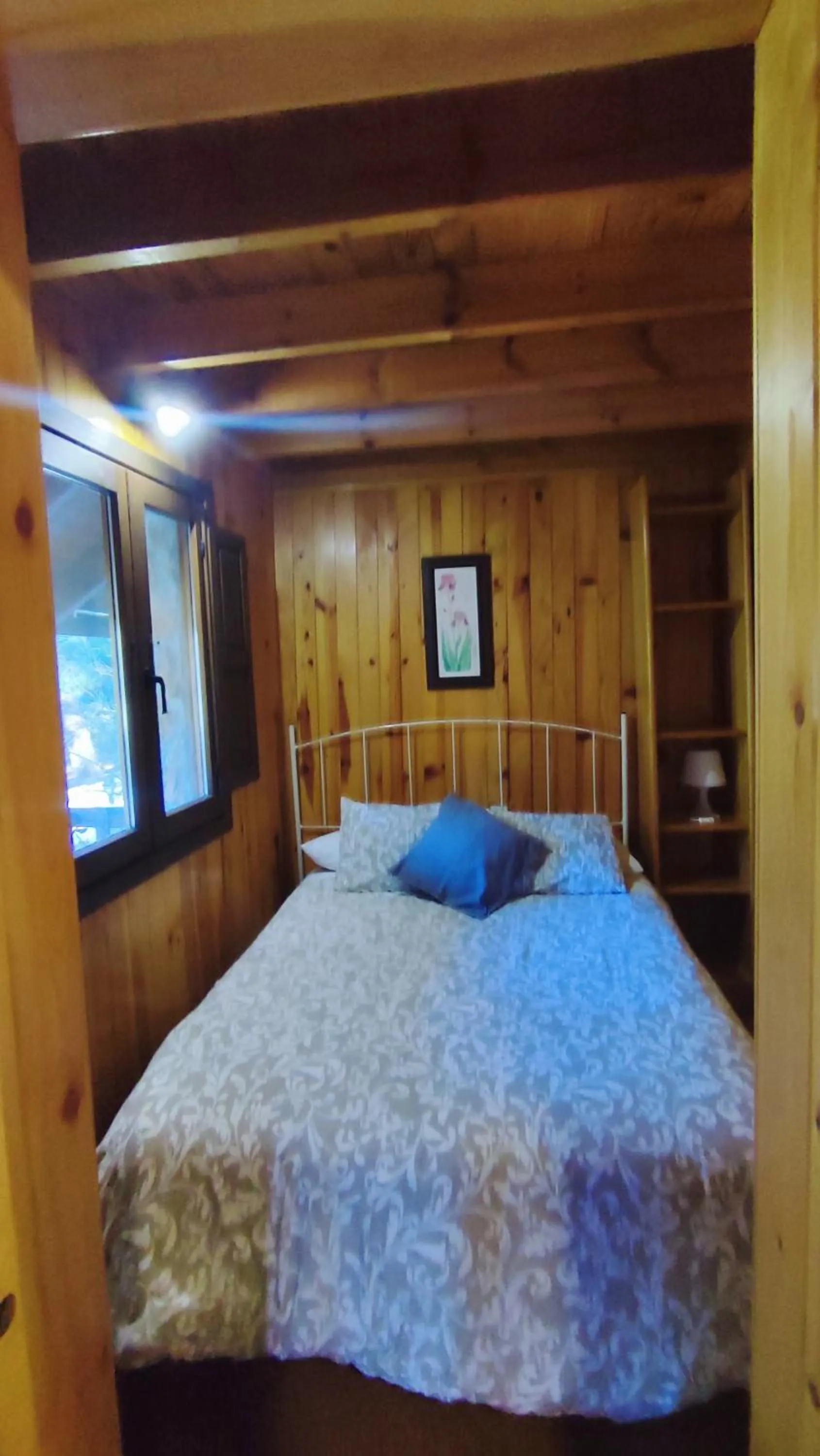 Bedroom, Bed in La cabaña del lago en ZAFIRO LAGUNAZO Parque Natural del Río Mundo