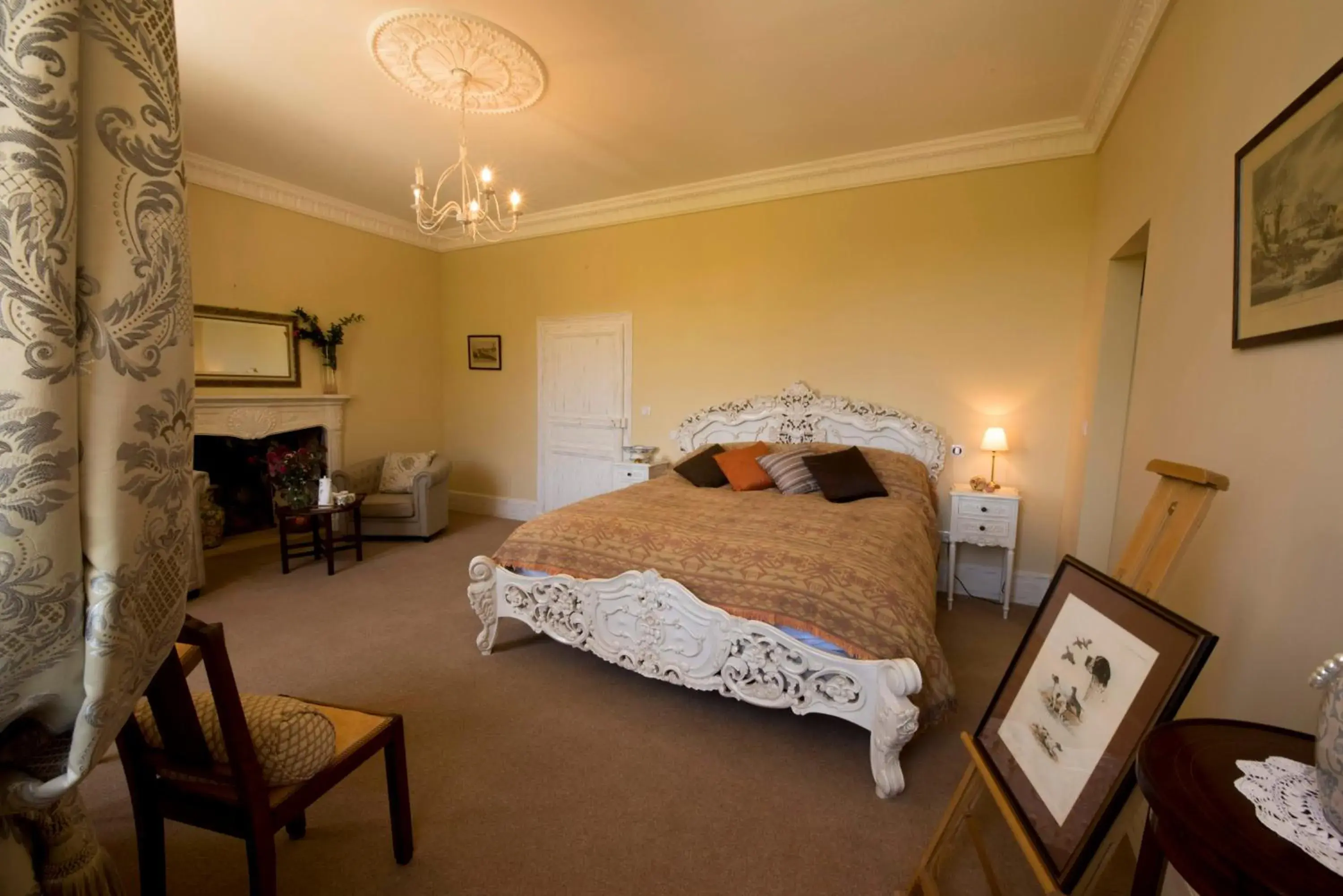 Queen Room with Garden View in Château de Valette Queen Room with Garden View in Château de Valette