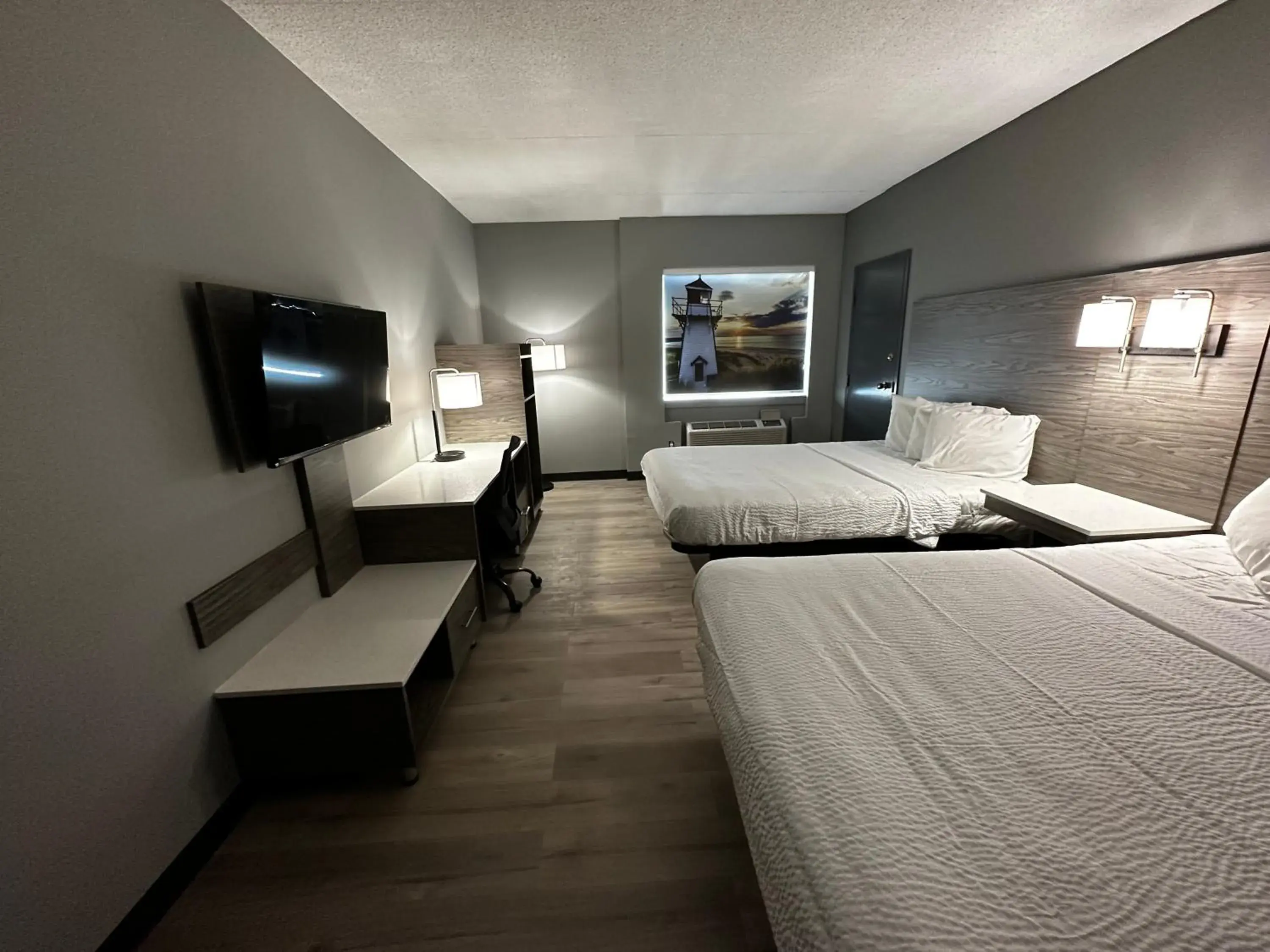 Photo of the whole room, Bed in Days Inn & Suites by Wyndham Summerside Photo of the whole room, Bed in Days Inn & Suites by Wyndham Summerside