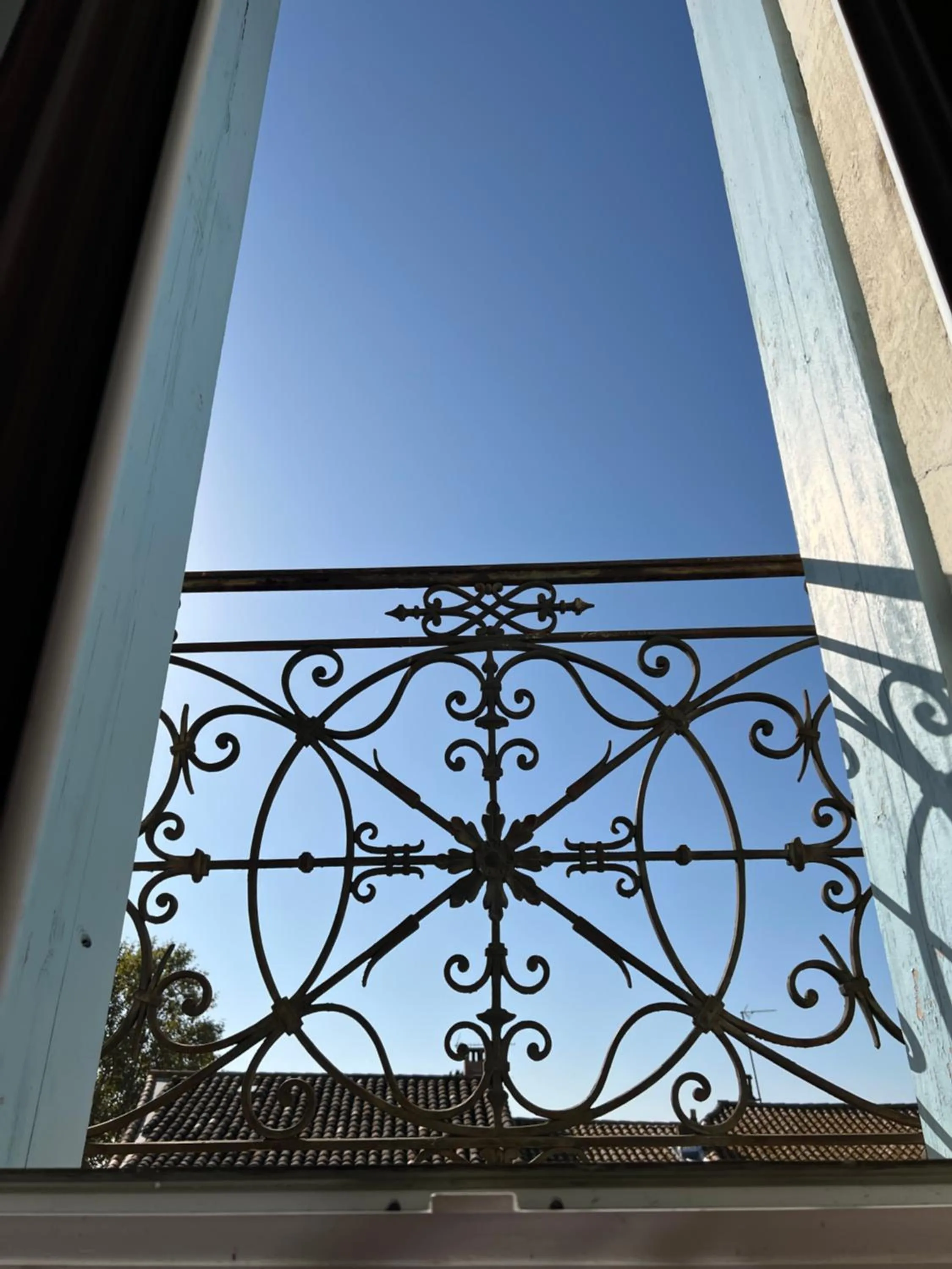 Day in Entre Midi - Maison d'Hôtes - B&B