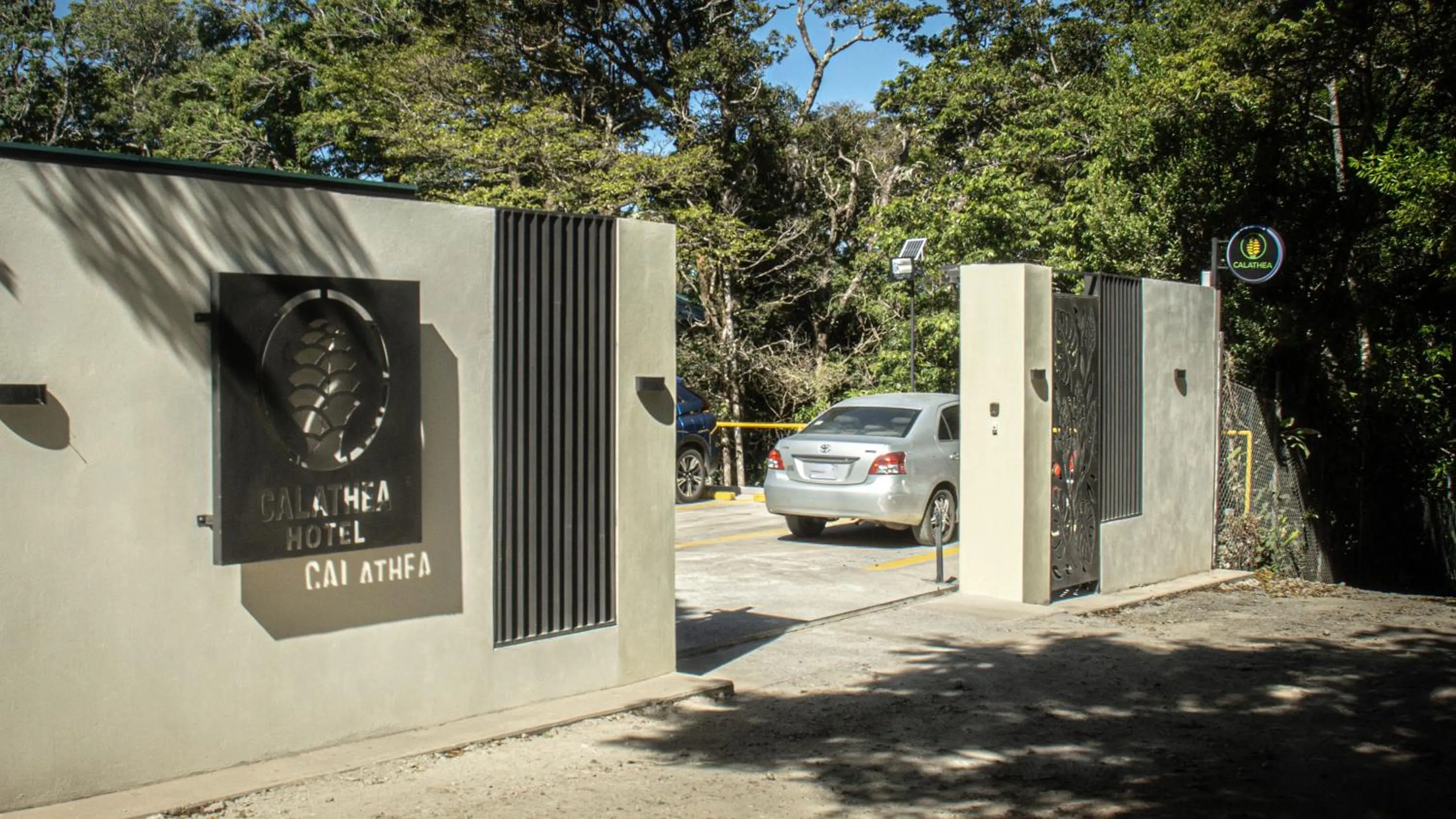 Facade/entrance in Calathea Hotel Monteverde