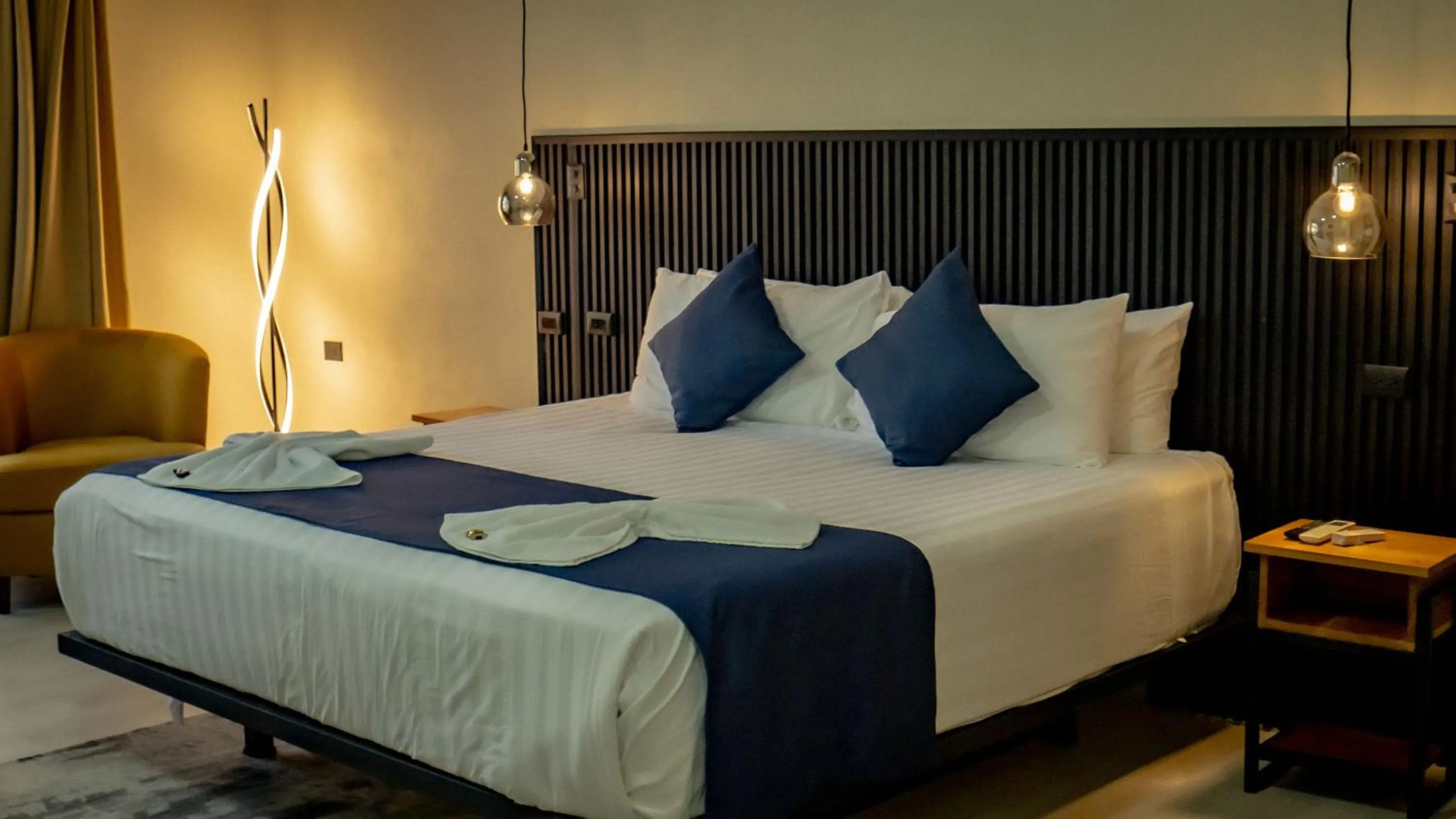 Bed in Calathea Hotel Monteverde