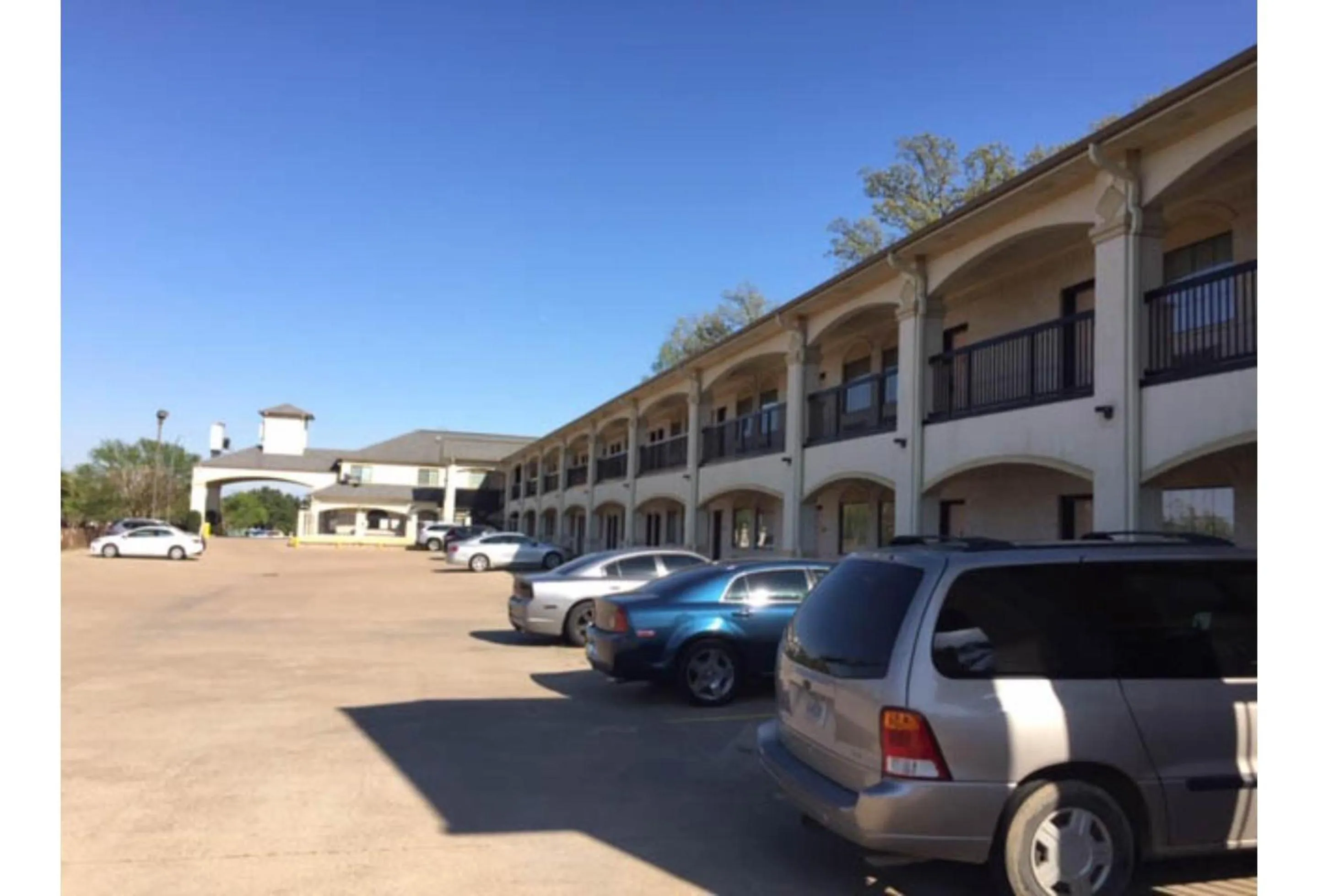 Property building in Motel 6-Tyler, TX