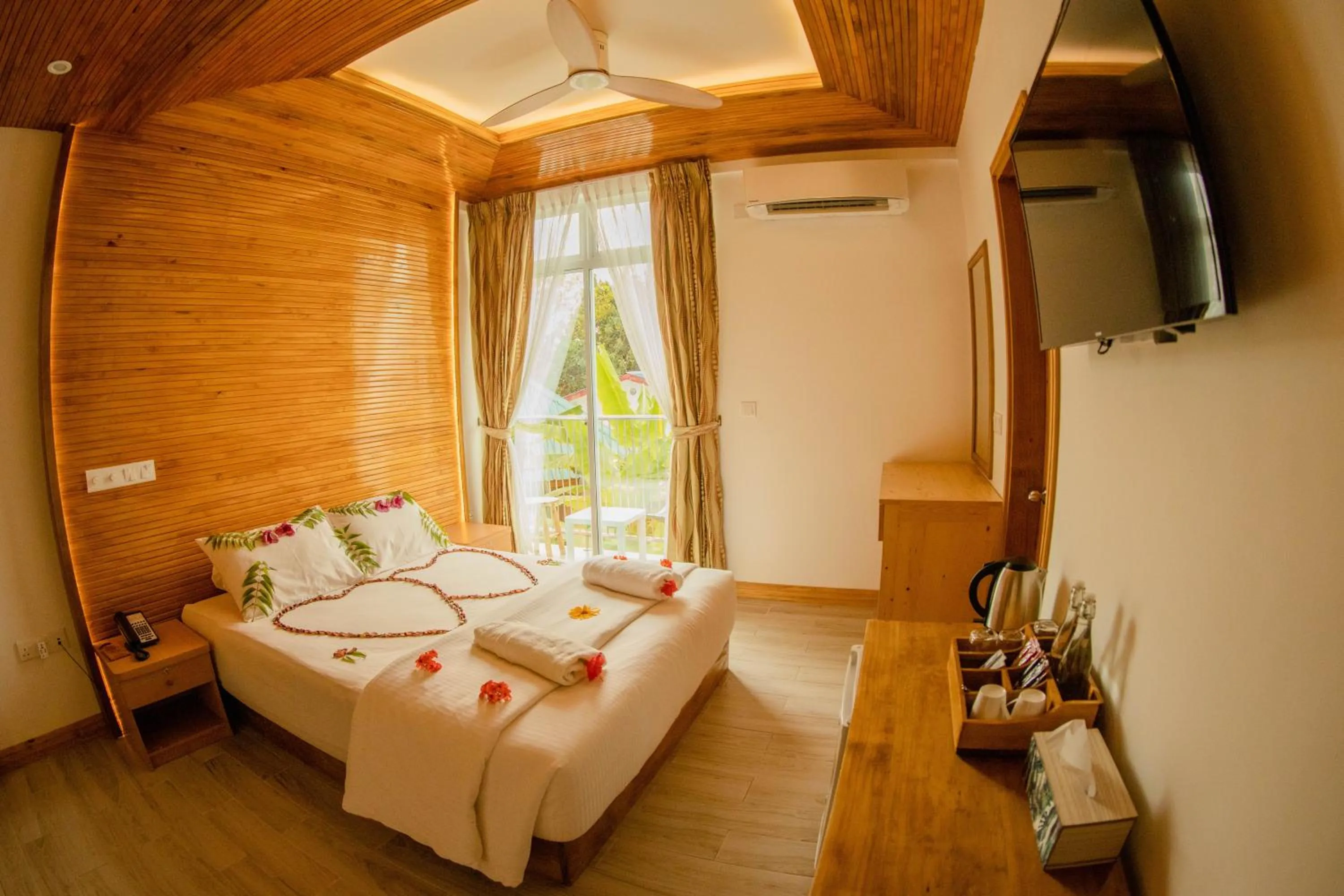 Bedroom, Bed in PERLA Dhangethi