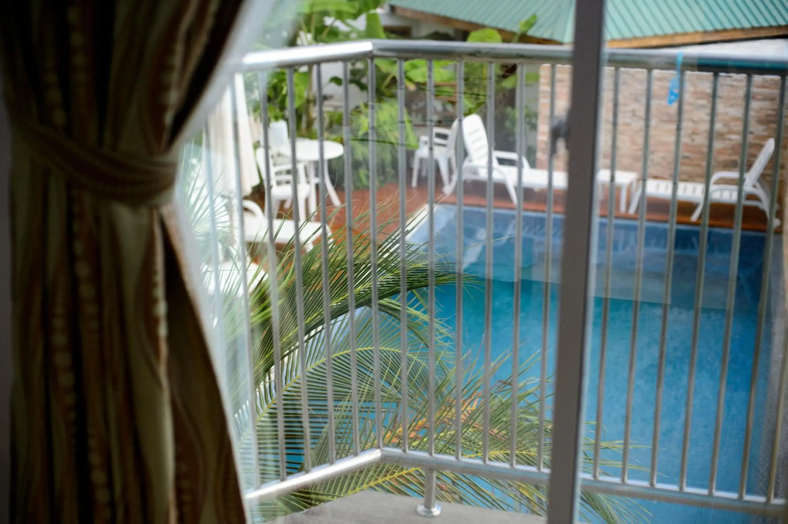 Pool view in PERLA Dhangethi Pool view in PERLA Dhangethi