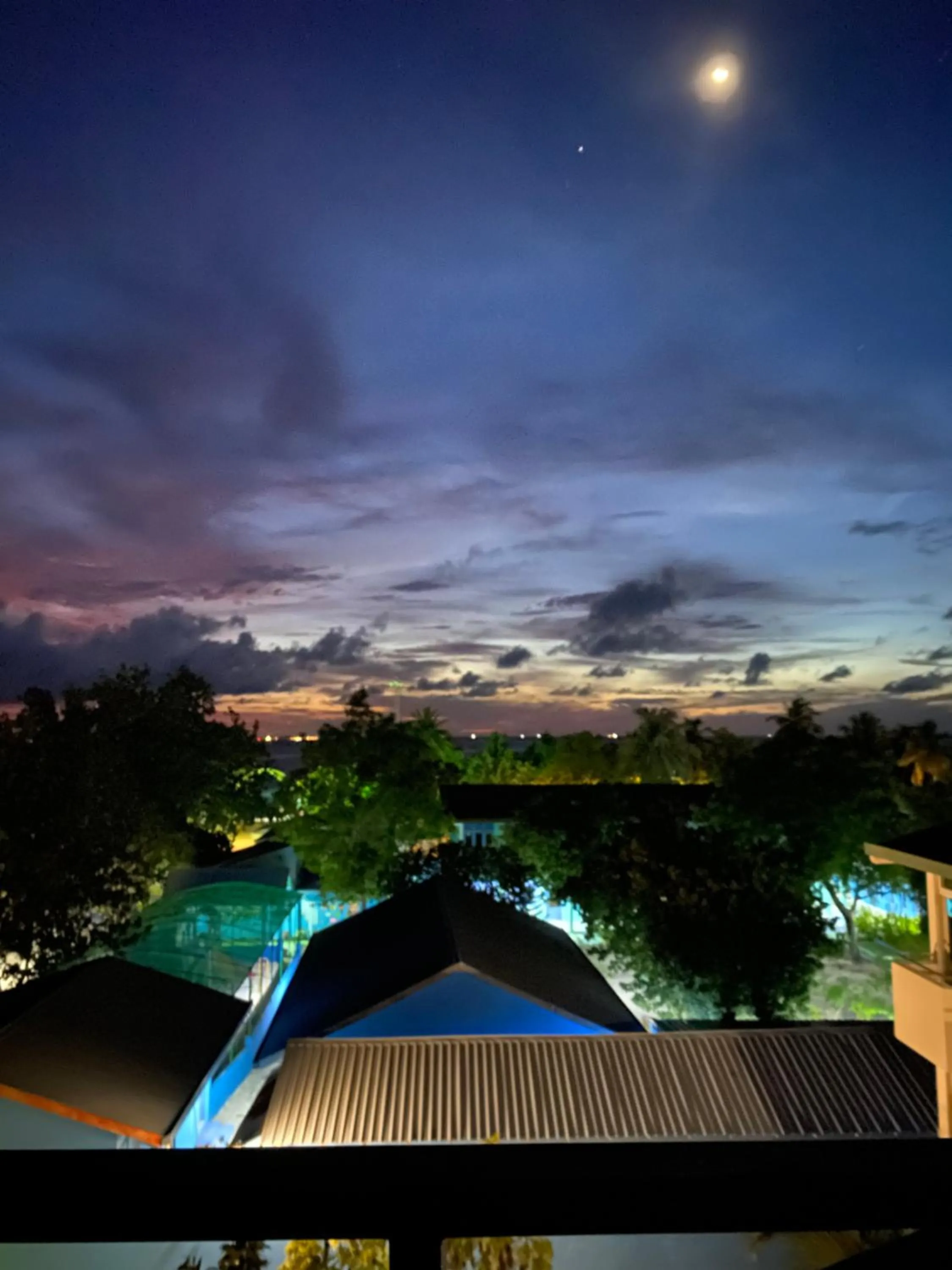 Night in PERLA Dhangethi