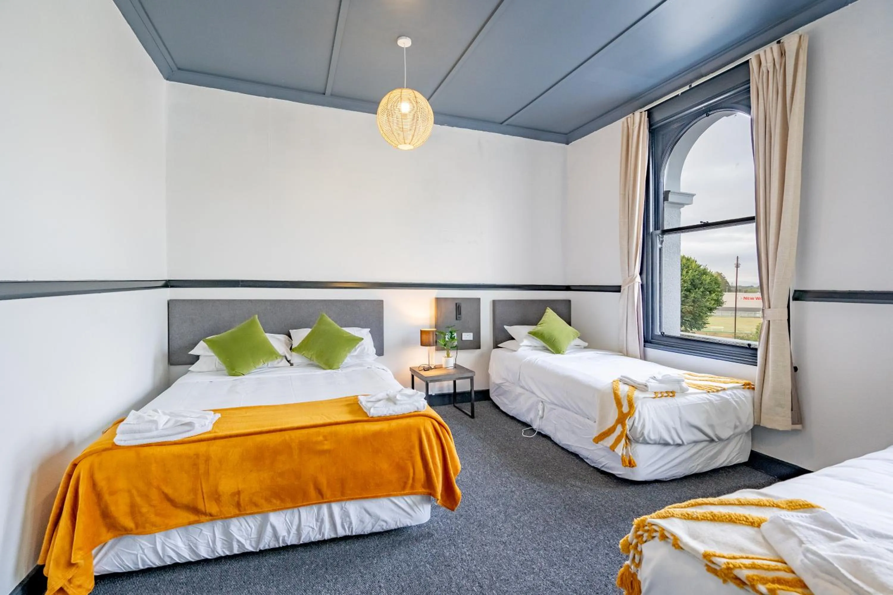 Photo of the whole room, Bed in Railway Hotel