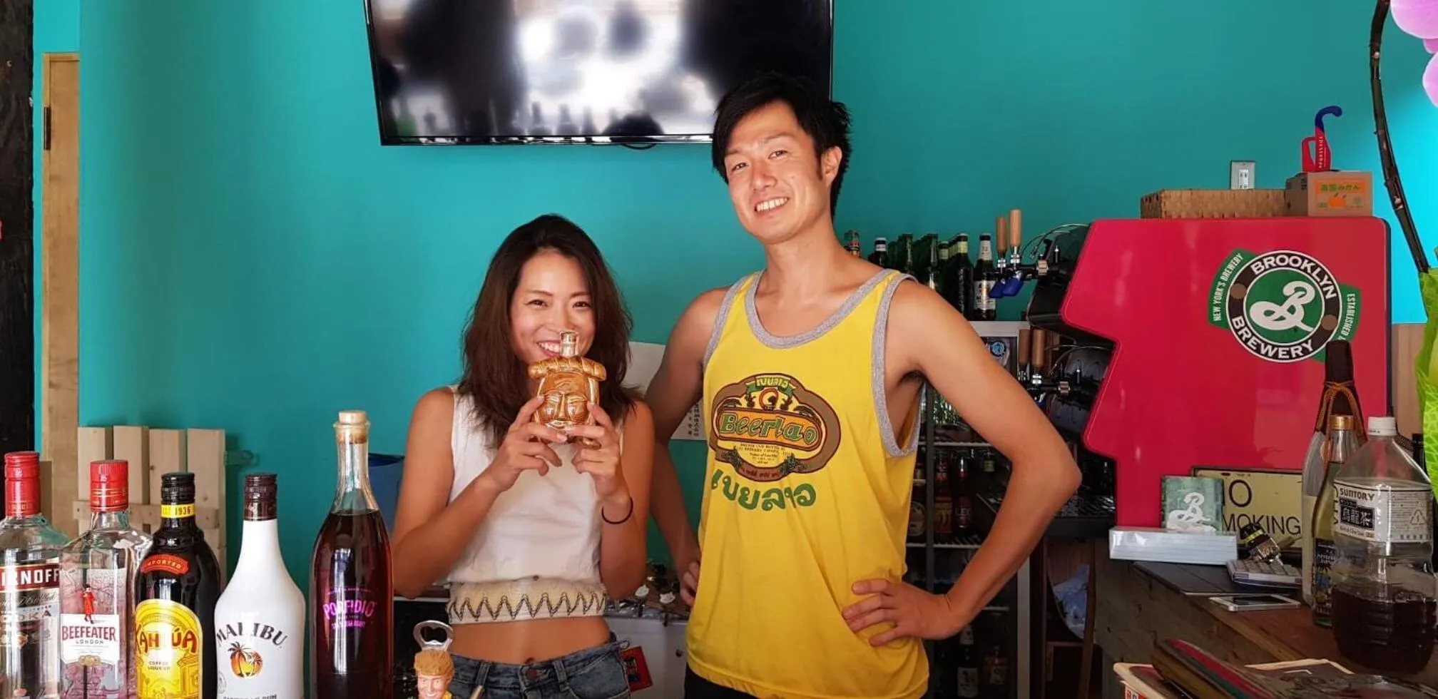 Mad Cat Hostel Osaka & Bar