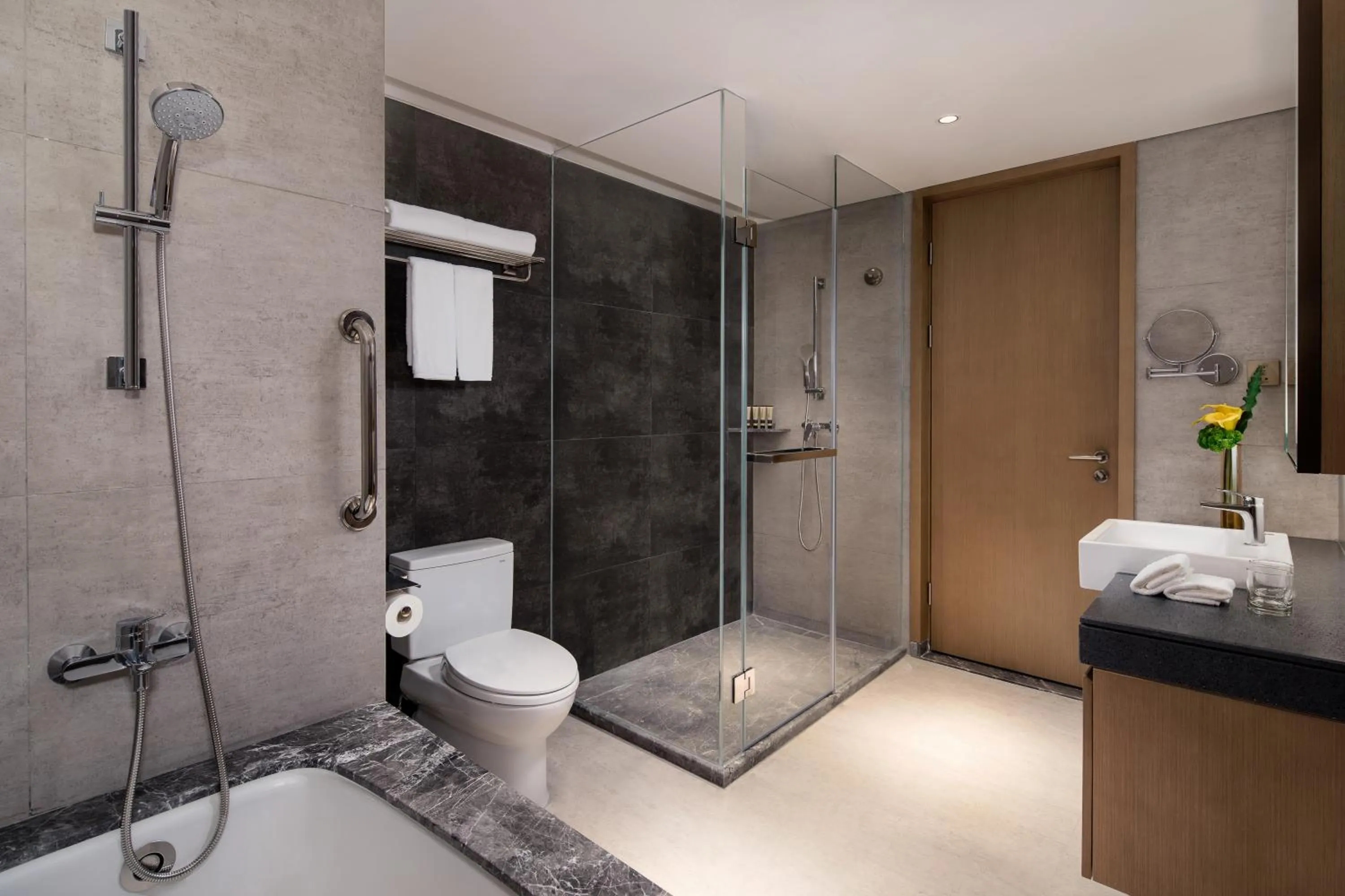 Shower in Citadines Songshan Lake Dongguan