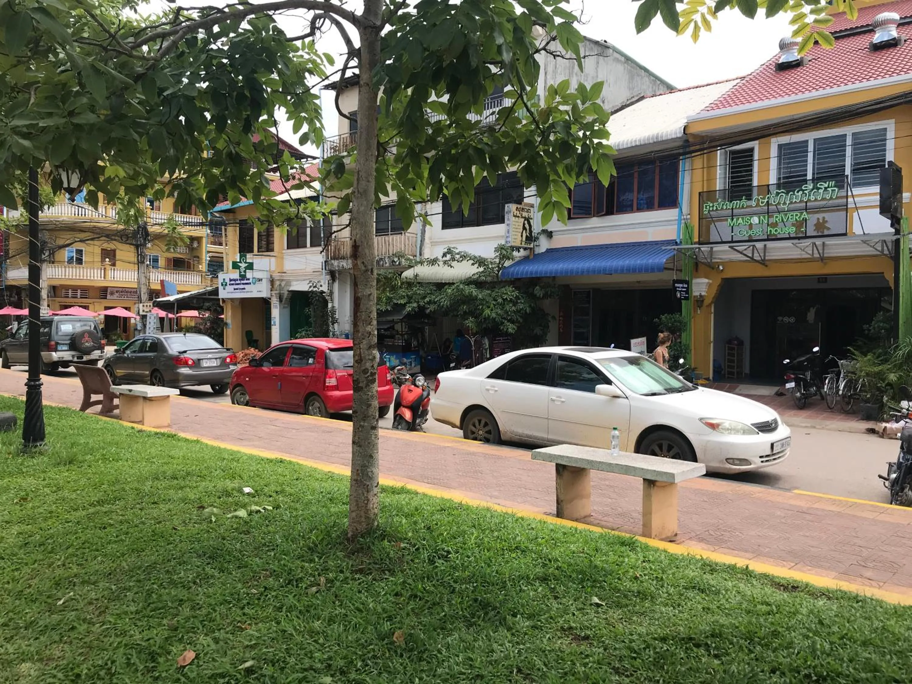 Maison Rivera Guest House