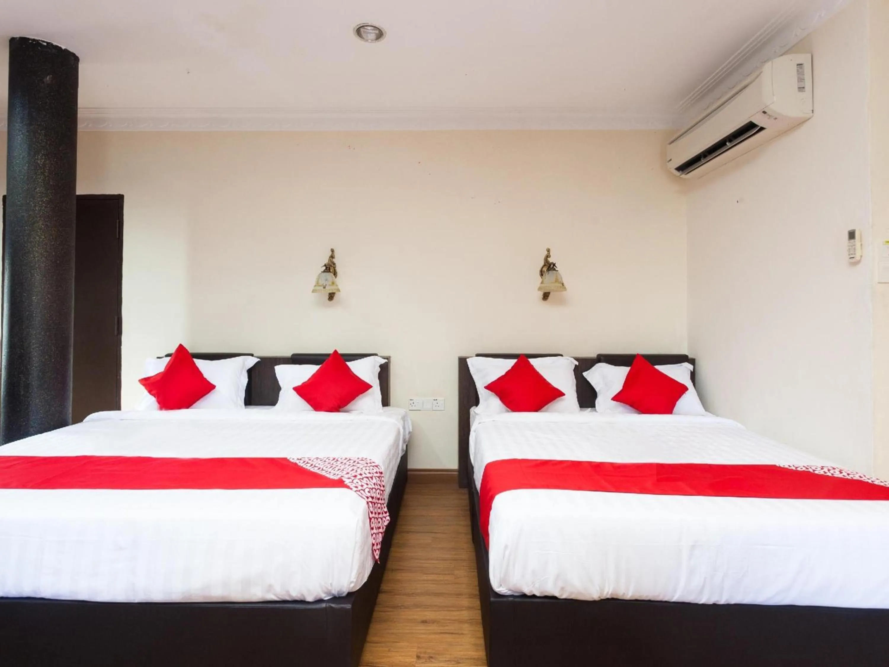 Family Suite in Hotel O T P Hotel