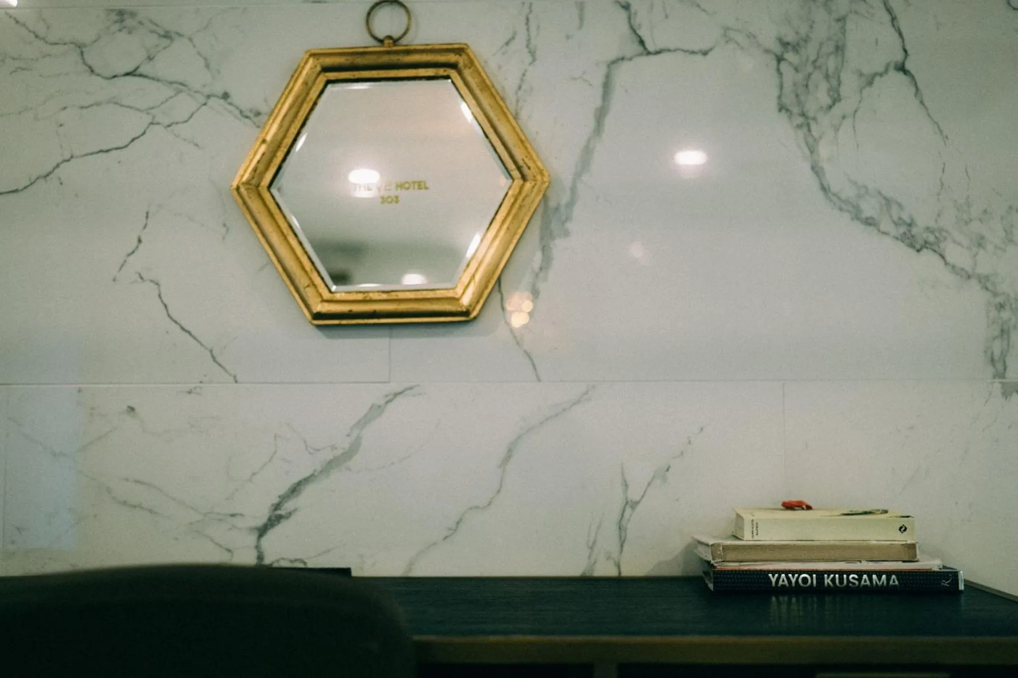 Living room in THE ROOT2 HOTEL