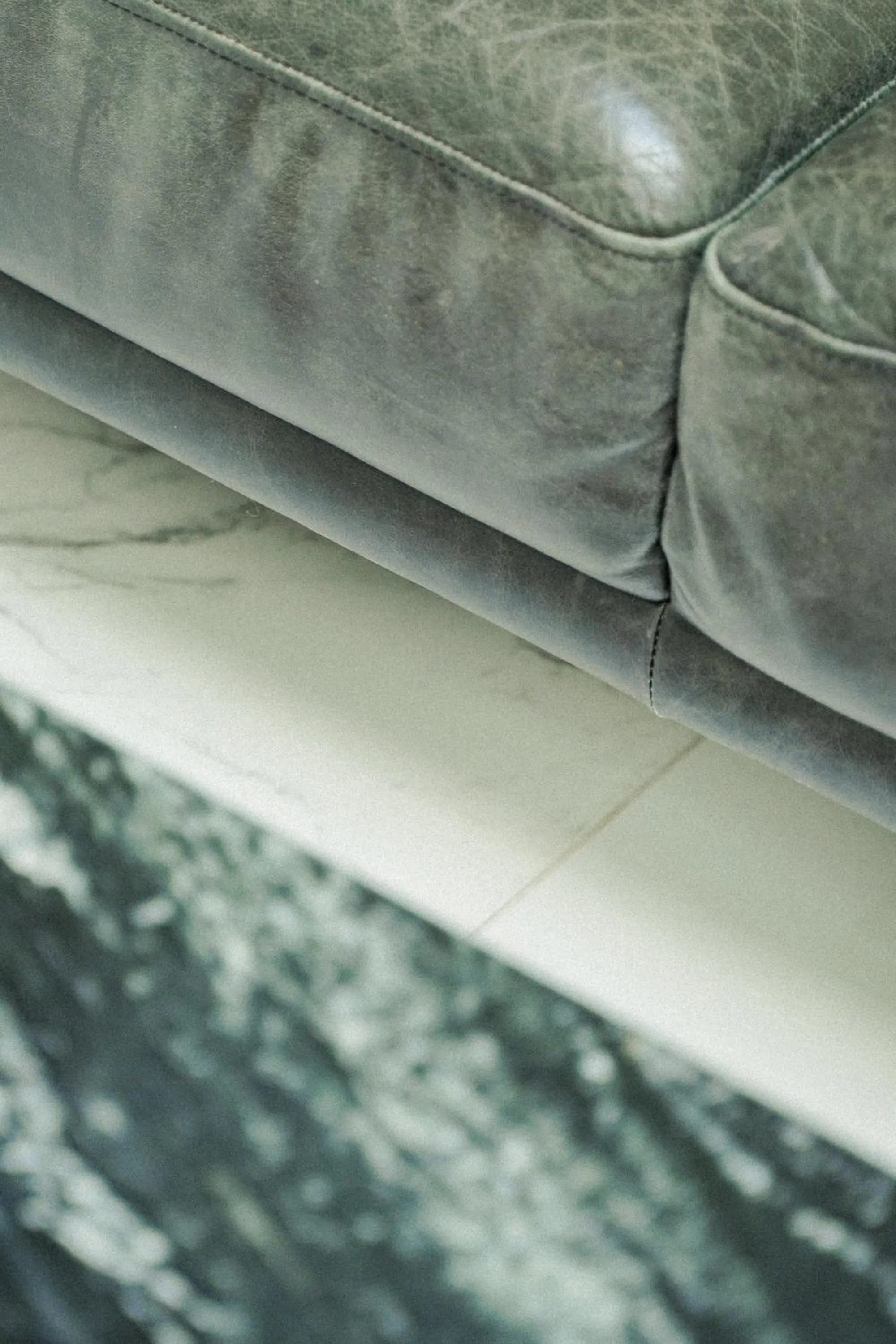 Living room in THE ROOT2 HOTEL