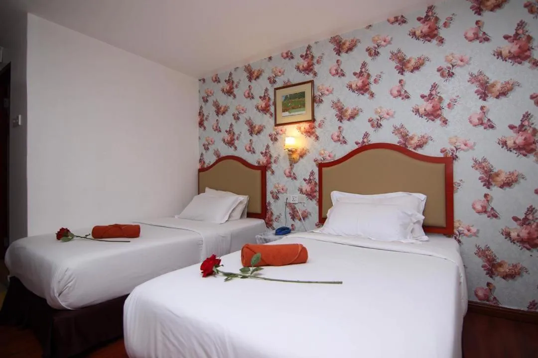 Bed in Rose Cottage Hotel Taman Nusa Bestari 2