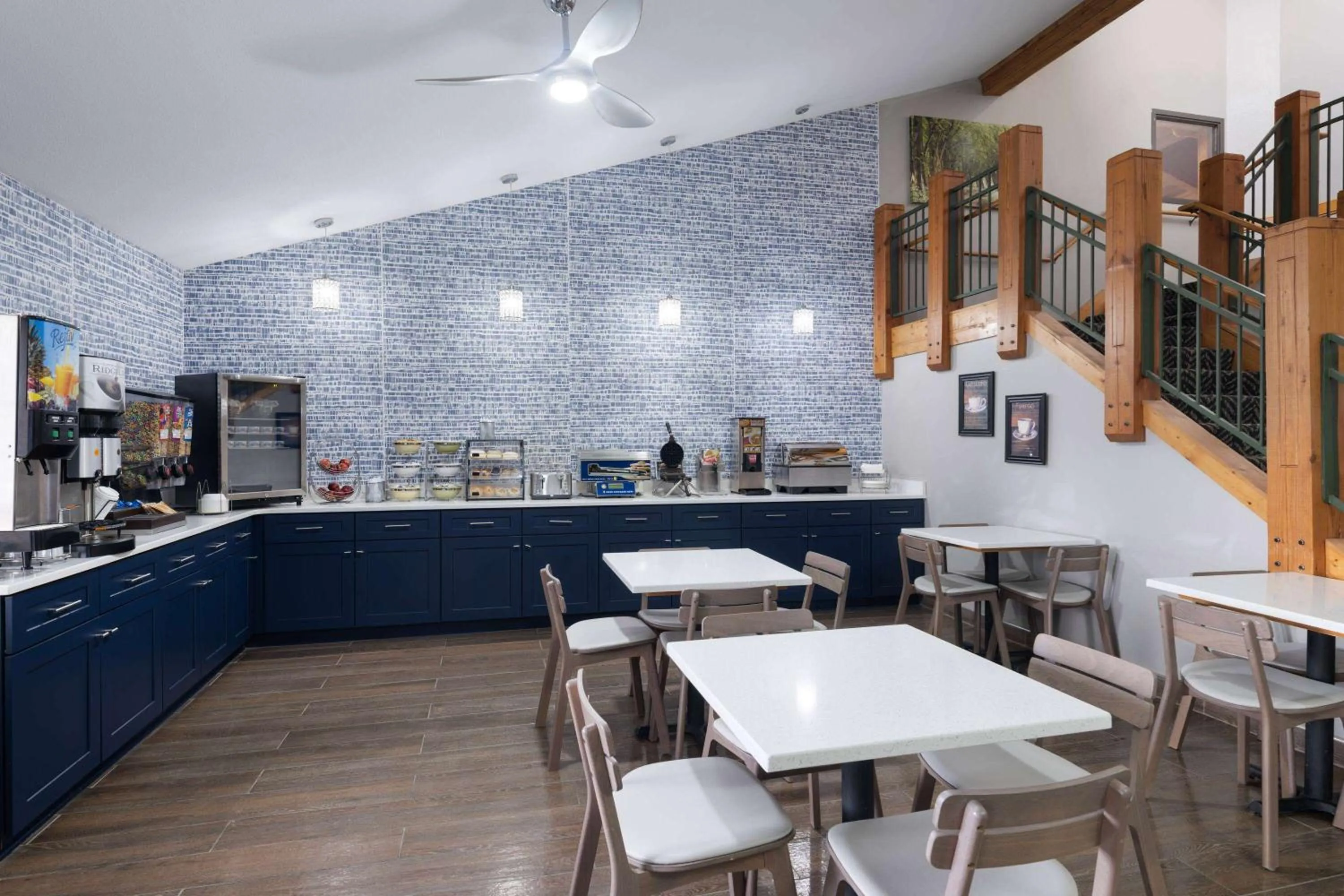 Breakfast in AmericInn by Wyndham Stuart