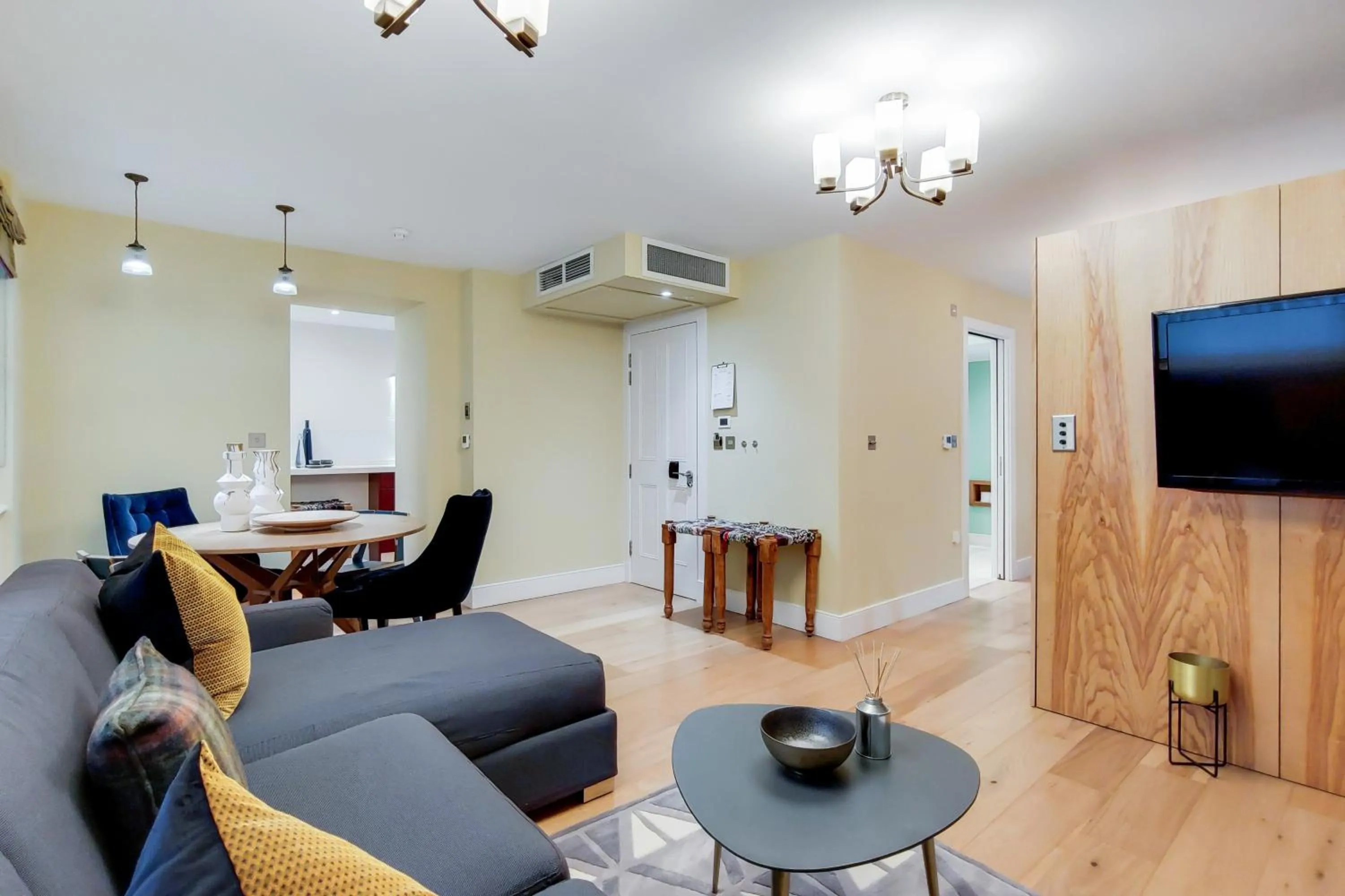 Living room in Residences at The Gyle - London