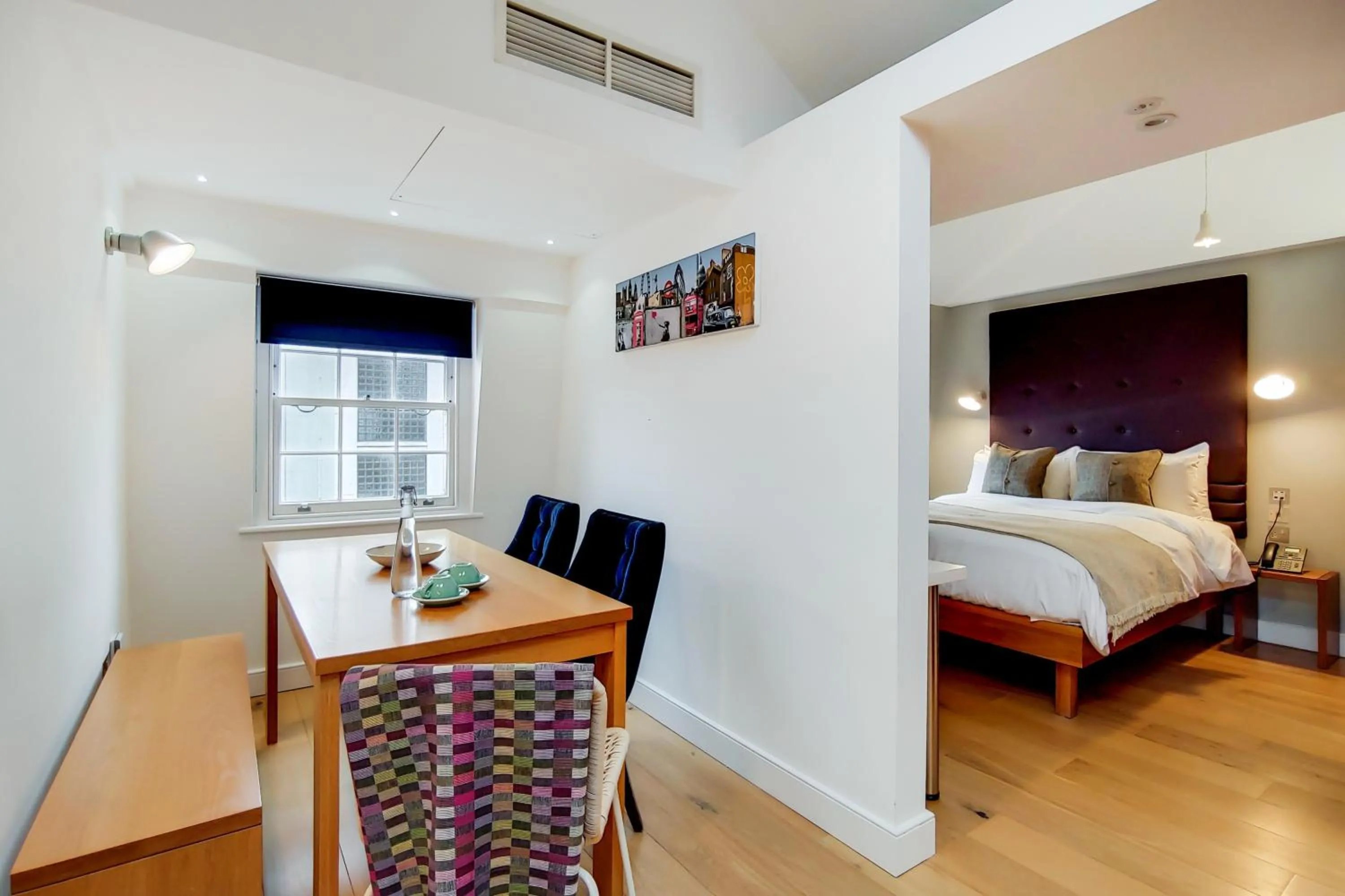 Dining area, Bed in Residences at The Gyle - London