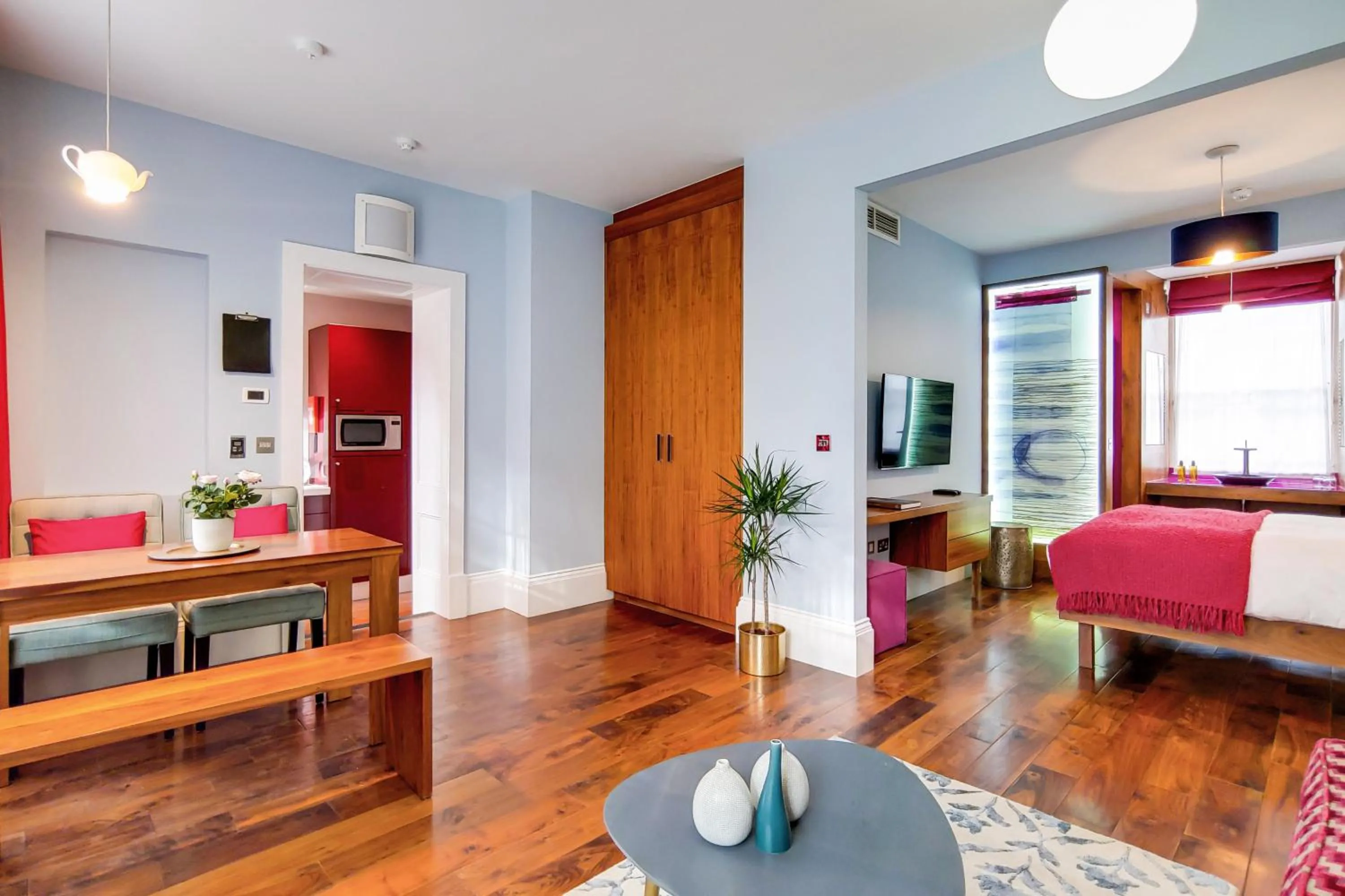 Dining area, Bed in Residences at The Gyle - London