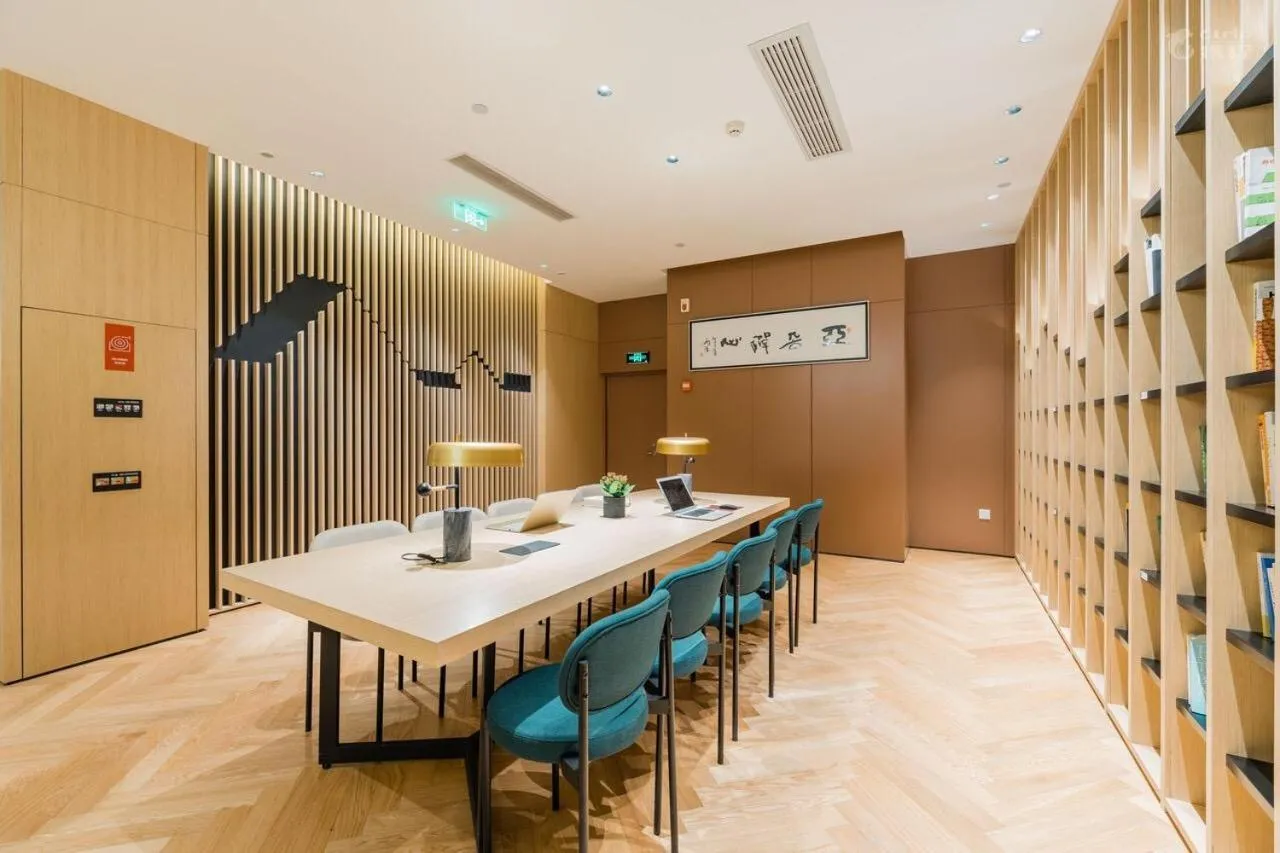 Atour Hotel Zhejiang University East Fengqi Road