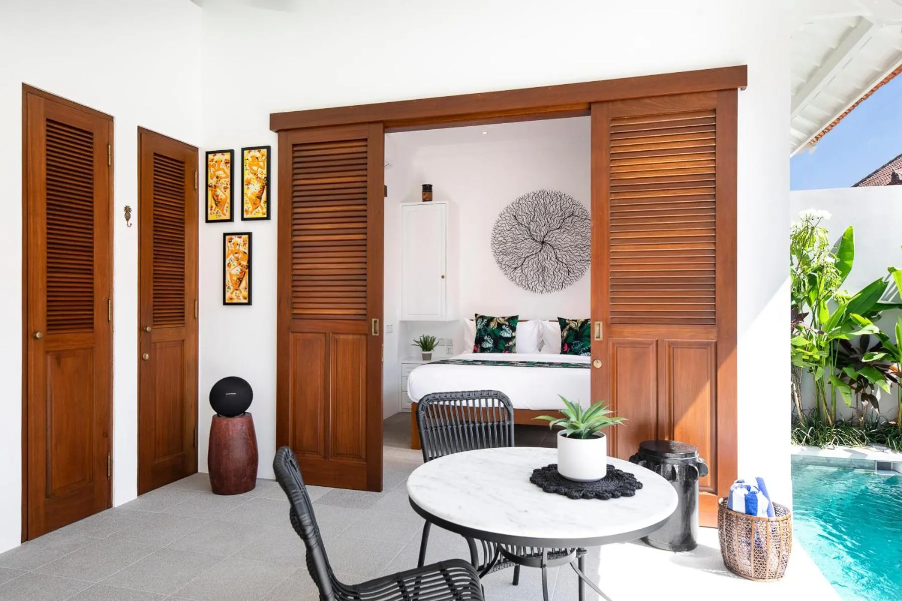 Dining area in Villa Pandi