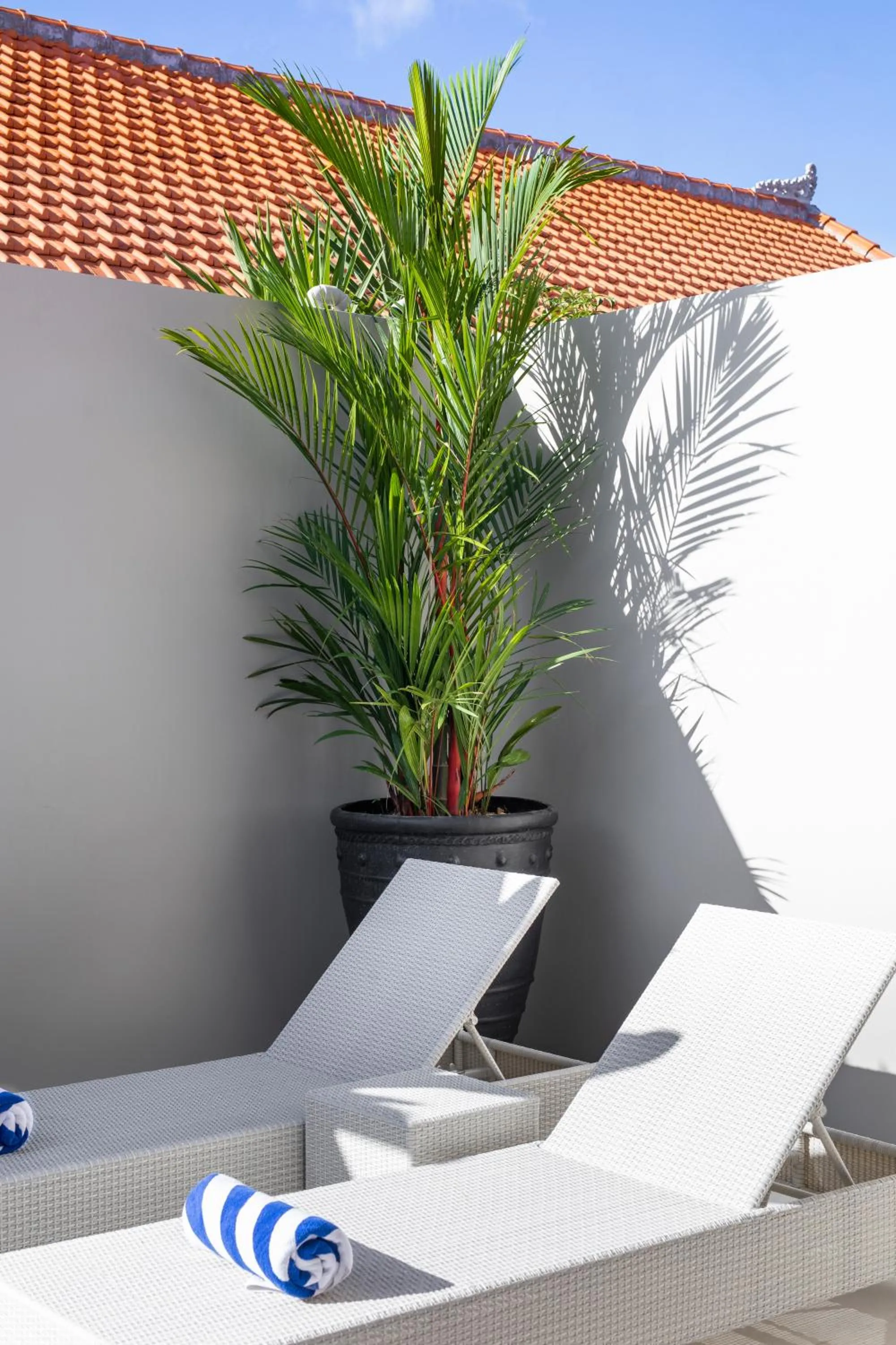 Property building in Villa Pandi