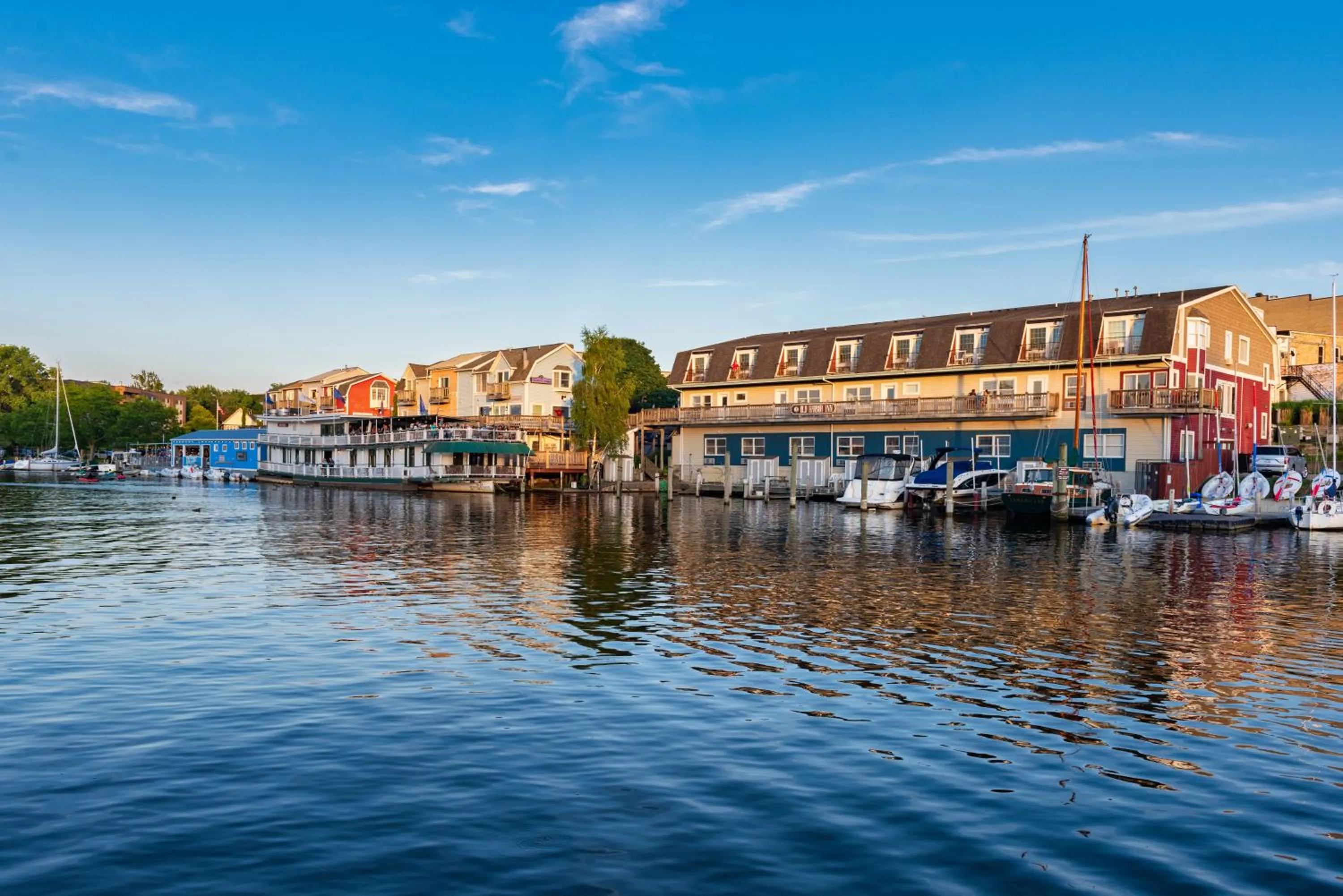 Property building in Old Harbor Inn