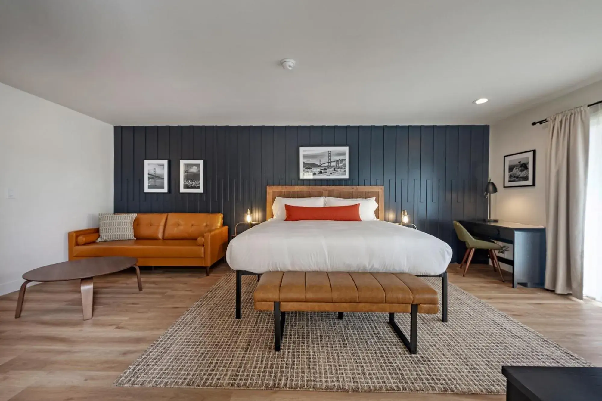 Deluxe King Room in Bodega Coast Inn and Suites Deluxe King Room in Bodega Coast Inn and Suites