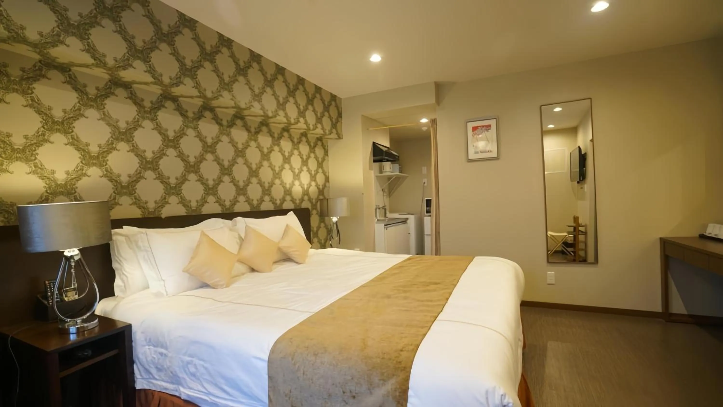 Photo of the whole room, Bed in Le Tour Hotel Akihabara Ekimae 楽途ホテル秋葉原駅前店