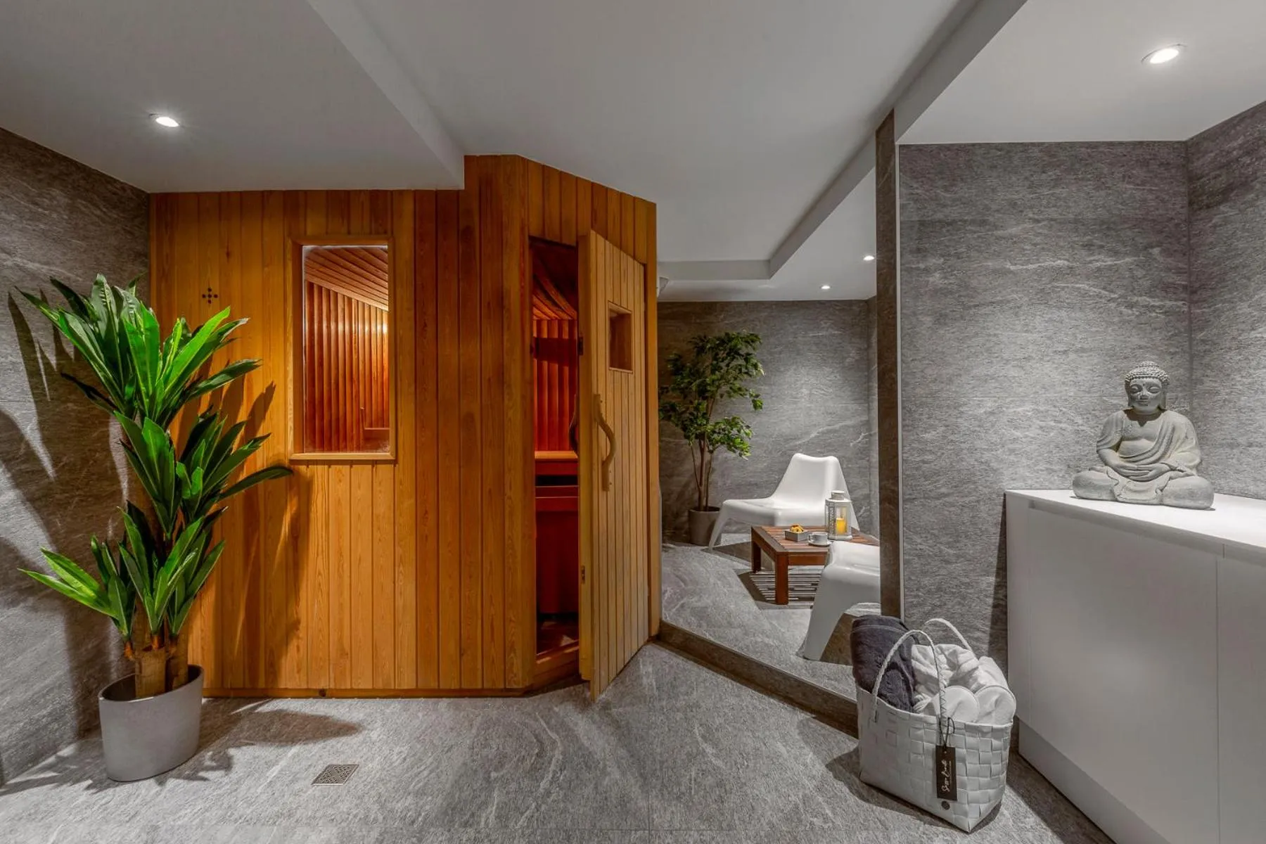 Sauna in Sasso Boretto, Luxury Holiday Apartments