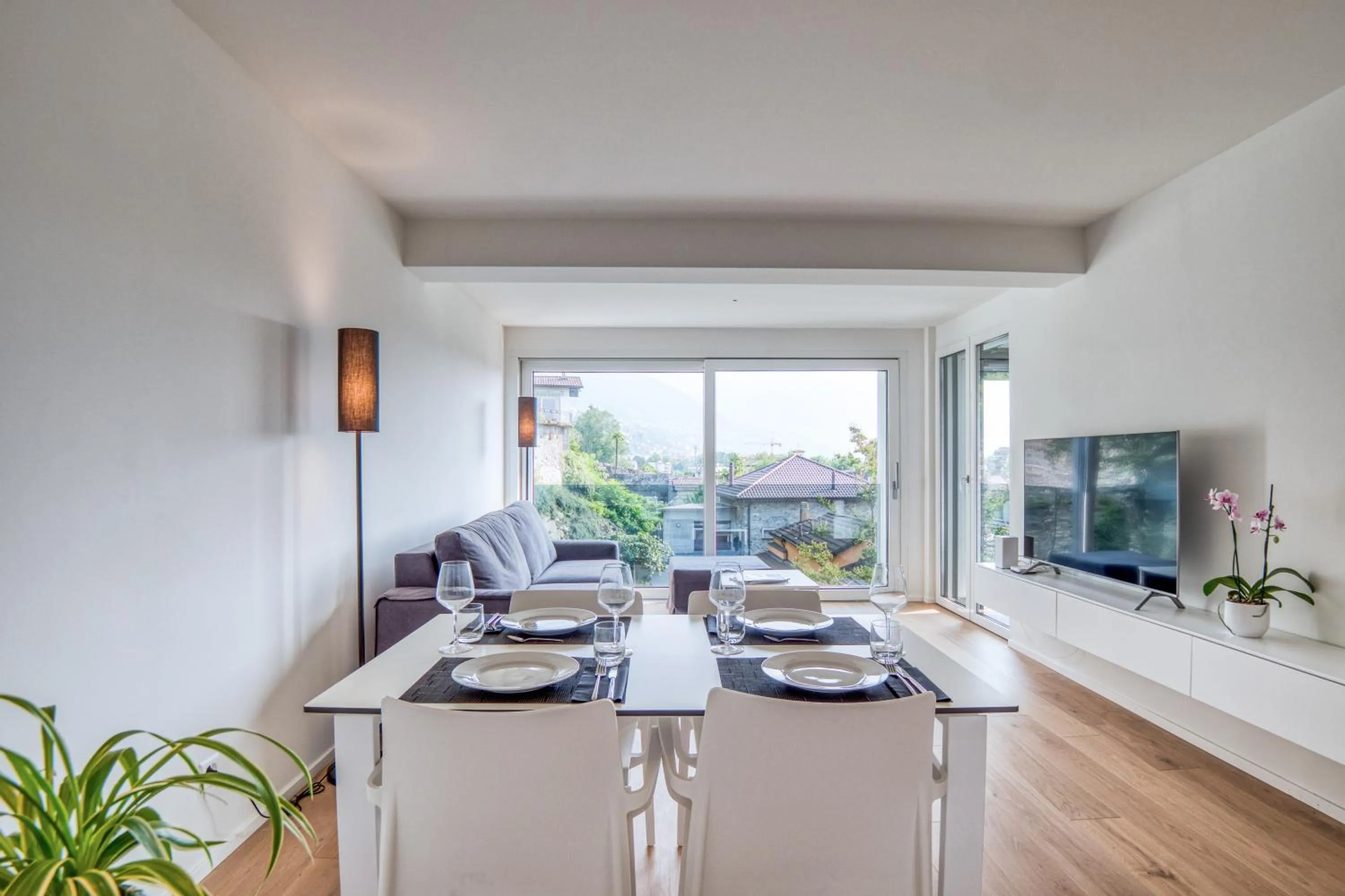 TV and multimedia in Sasso Boretto, Luxury Holiday Apartments