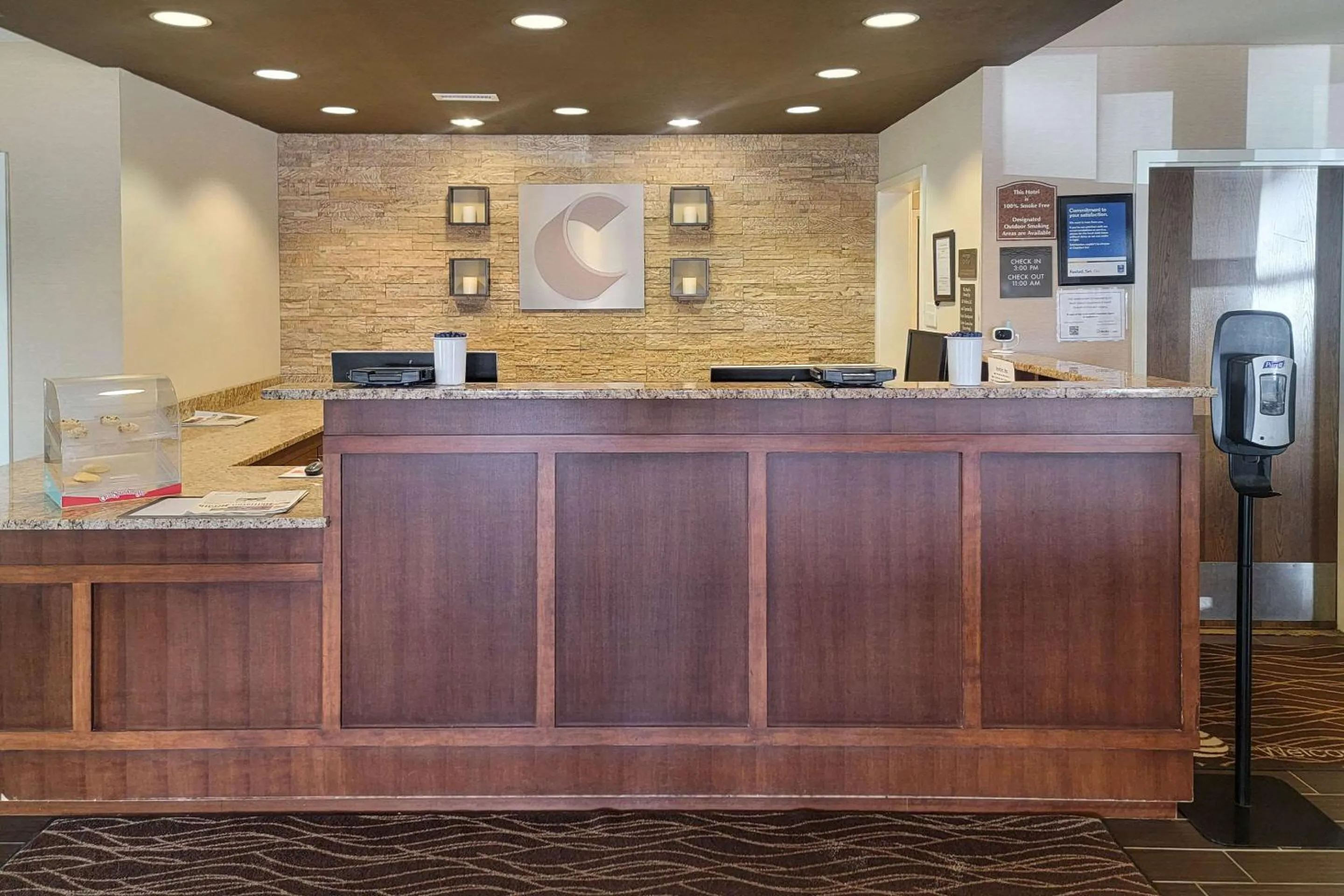 Lobby or reception in Comfort Inn & Suites Watford City