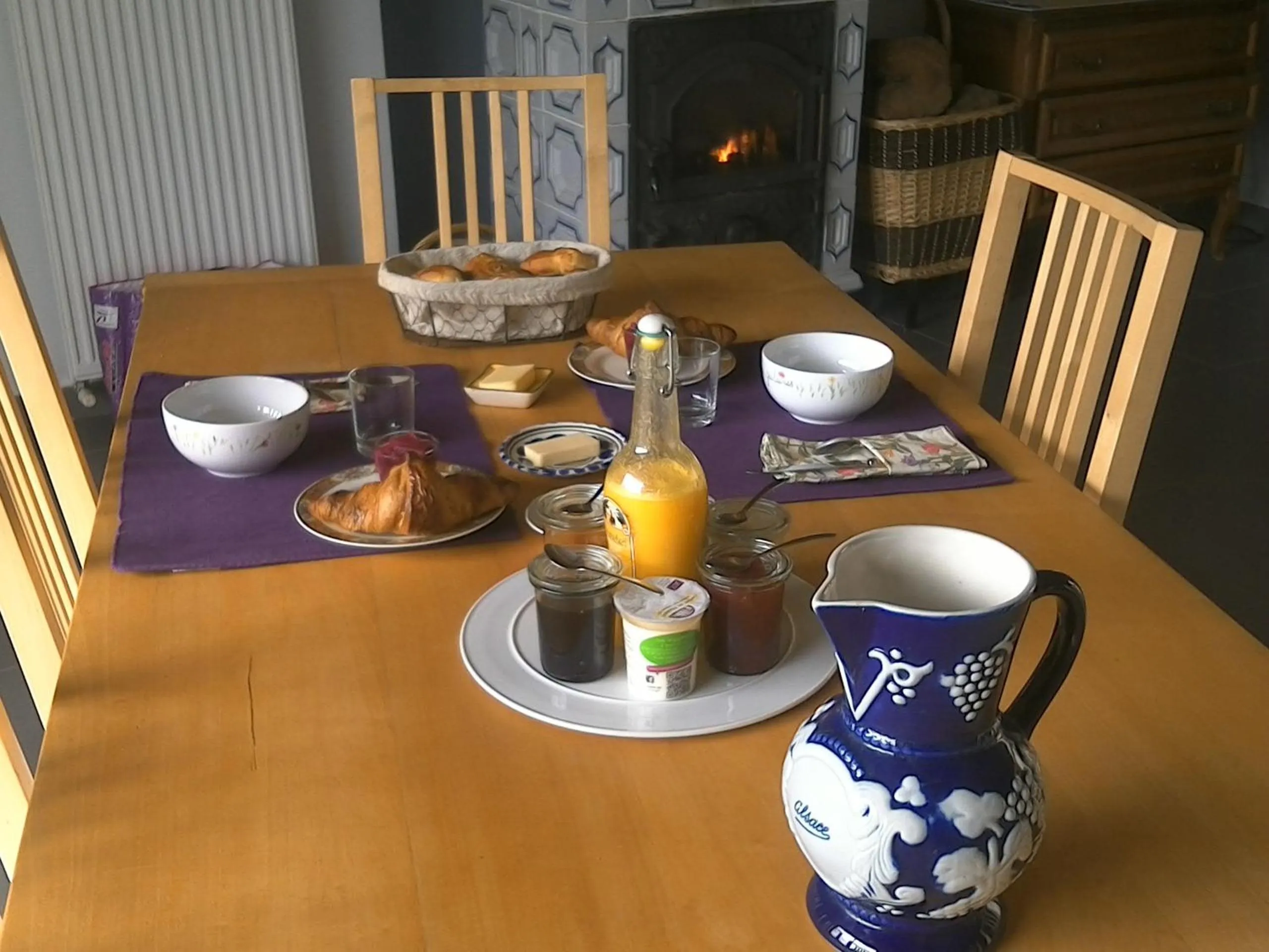 Continental breakfast in LES GALAINES