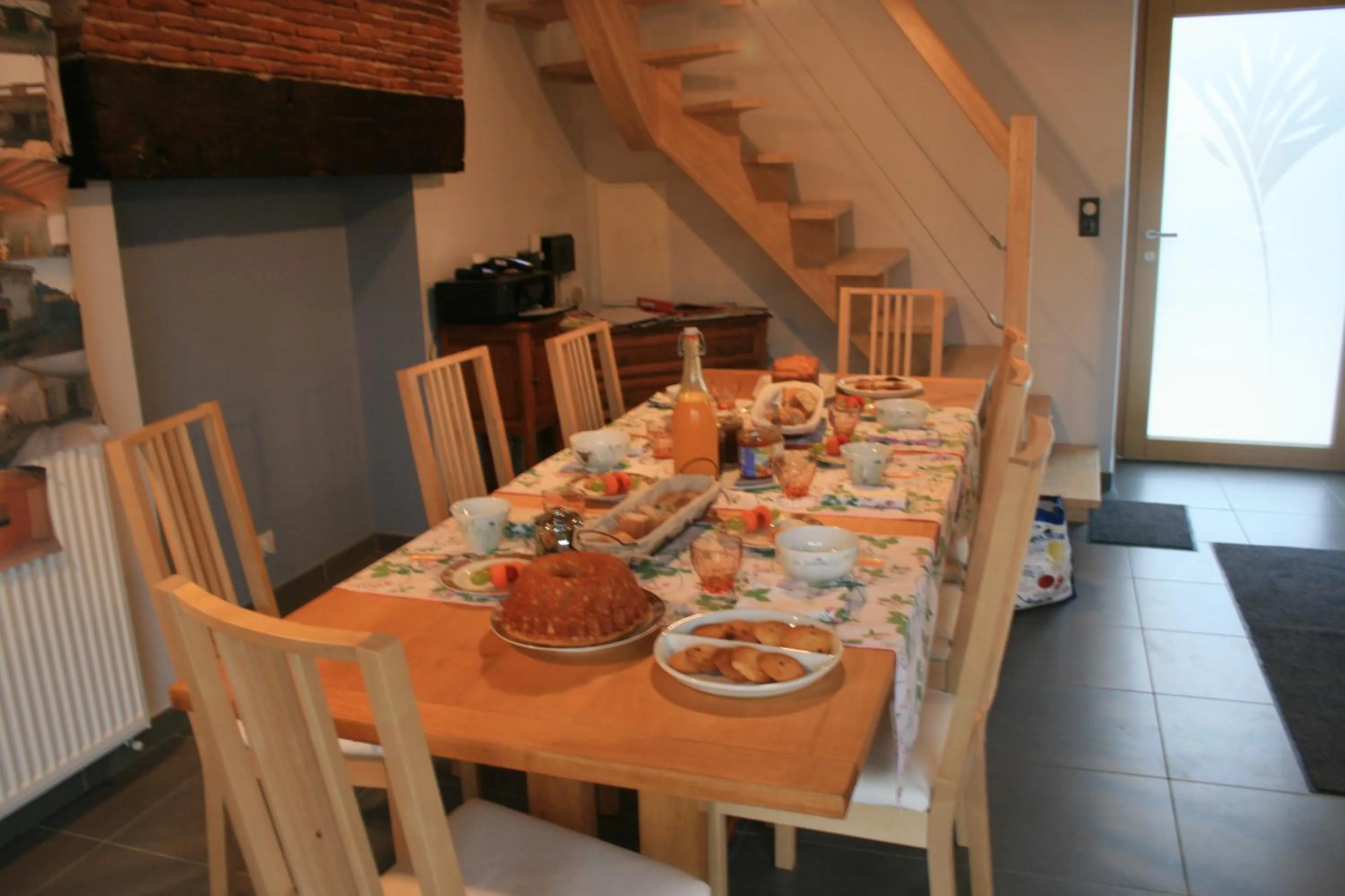 Dining area in LES GALAINES