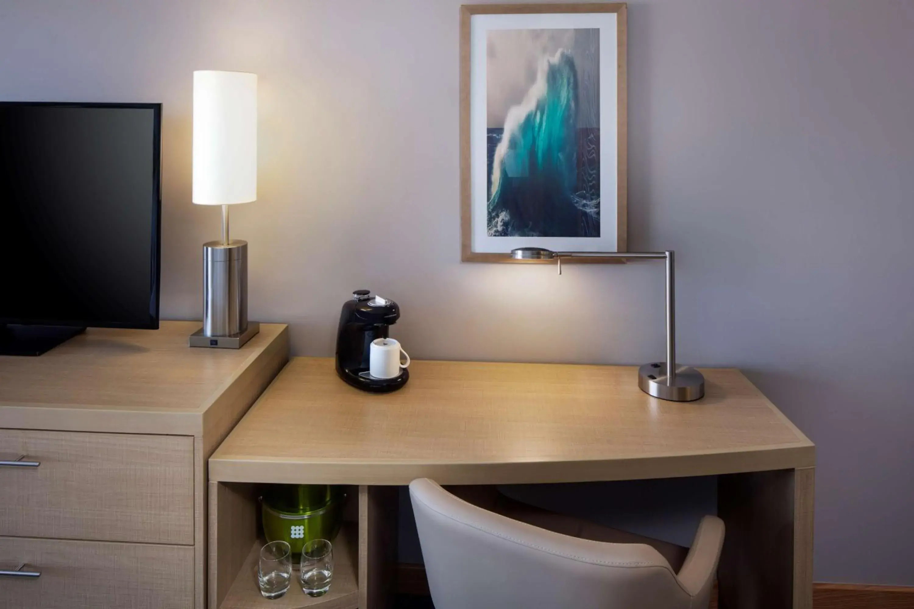 Photo of the whole room in Hyatt Place Aruba Airport Photo of the whole room in Hyatt Place Aruba Airport