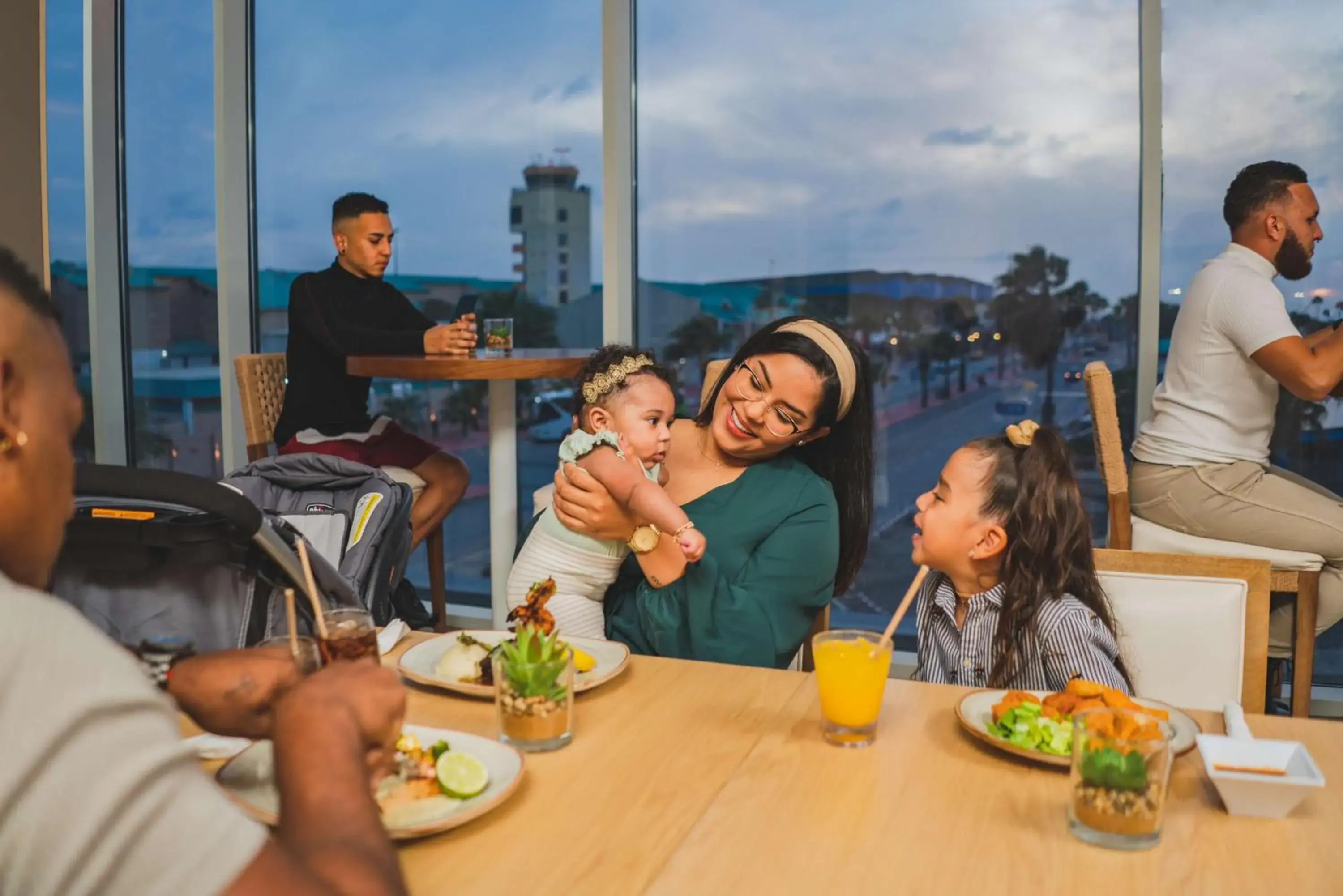 Restaurant/places to eat in Hyatt Place Aruba Airport Restaurant/places to eat in Hyatt Place Aruba Airport