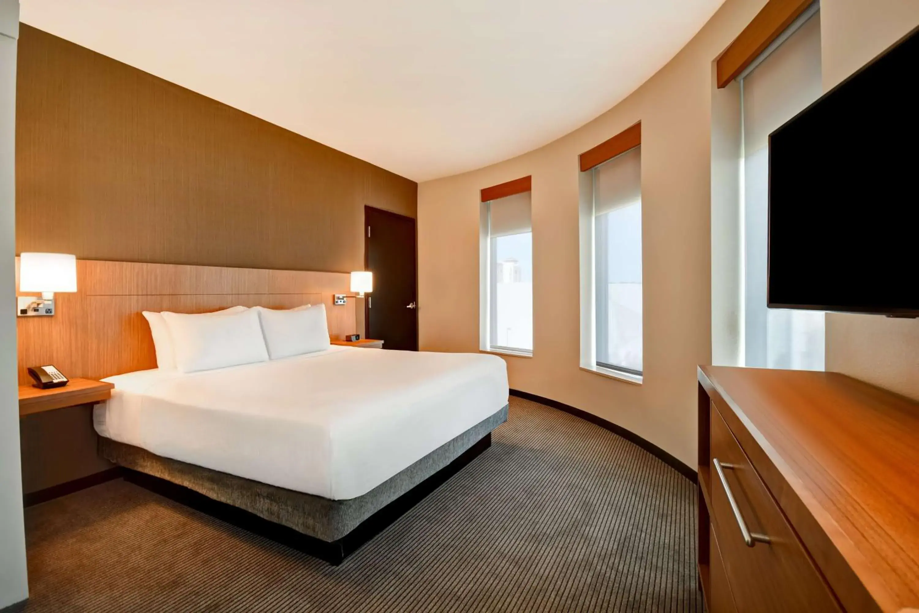 Photo of the whole room, Bed in Hyatt Place Huntsville - Research Park - Redstone Photo of the whole room, Bed in Hyatt Place Huntsville - Research Park - Redstone