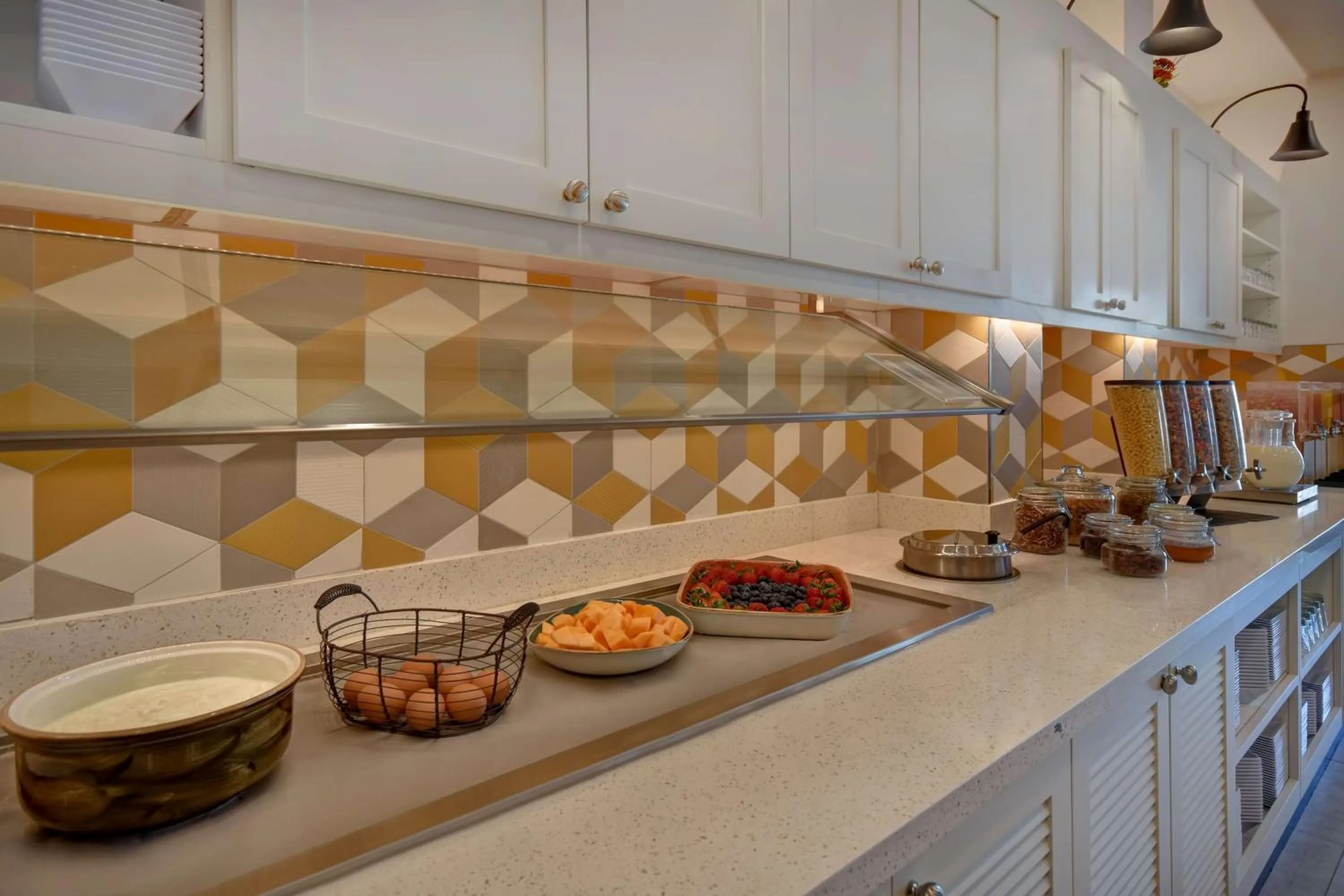 Restaurant/places to eat in Hyatt Place Huntsville - Research Park - Redstone