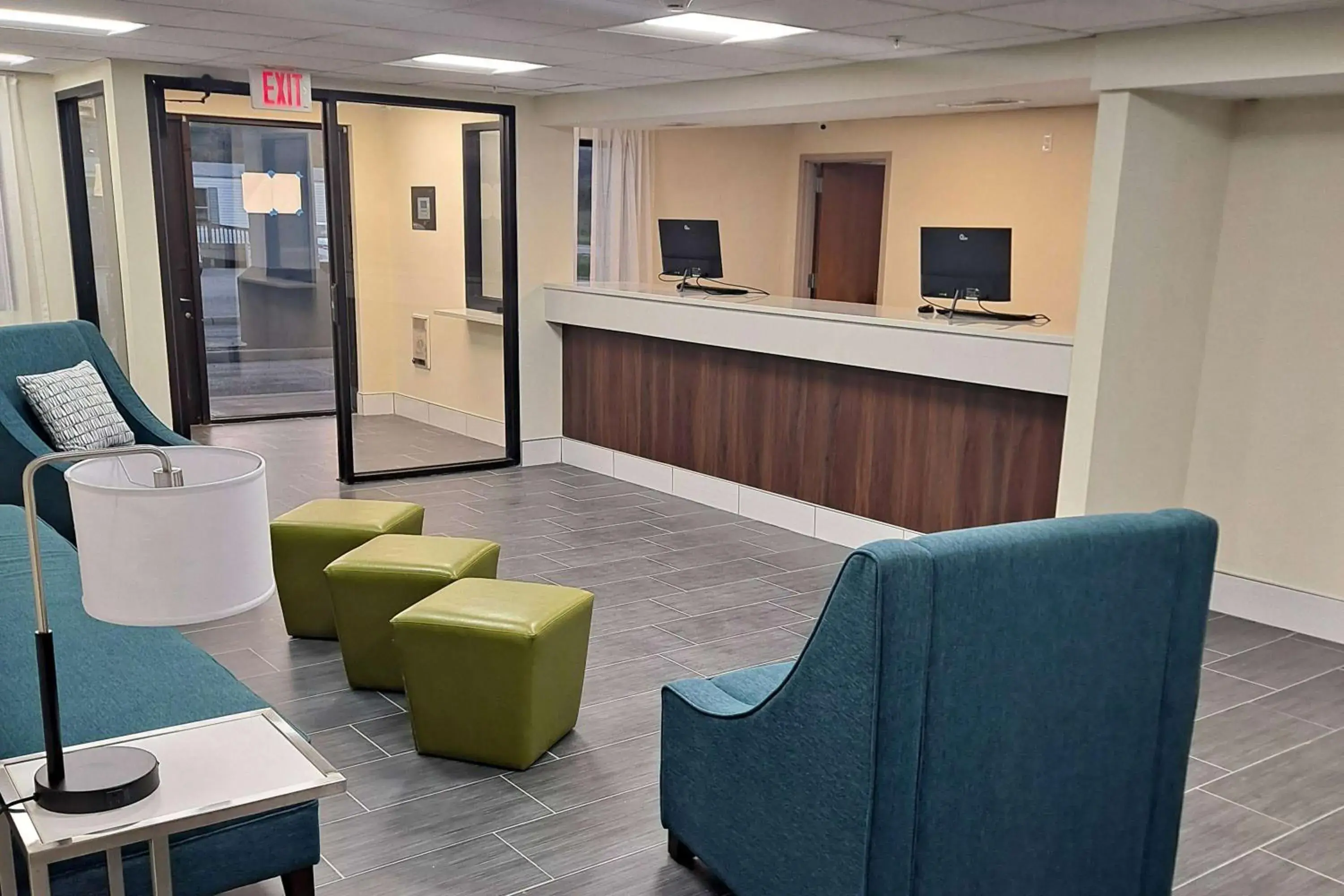 Lobby or reception in Days Inn by Wyndham Grayson Lobby or reception in Days Inn by Wyndham Grayson