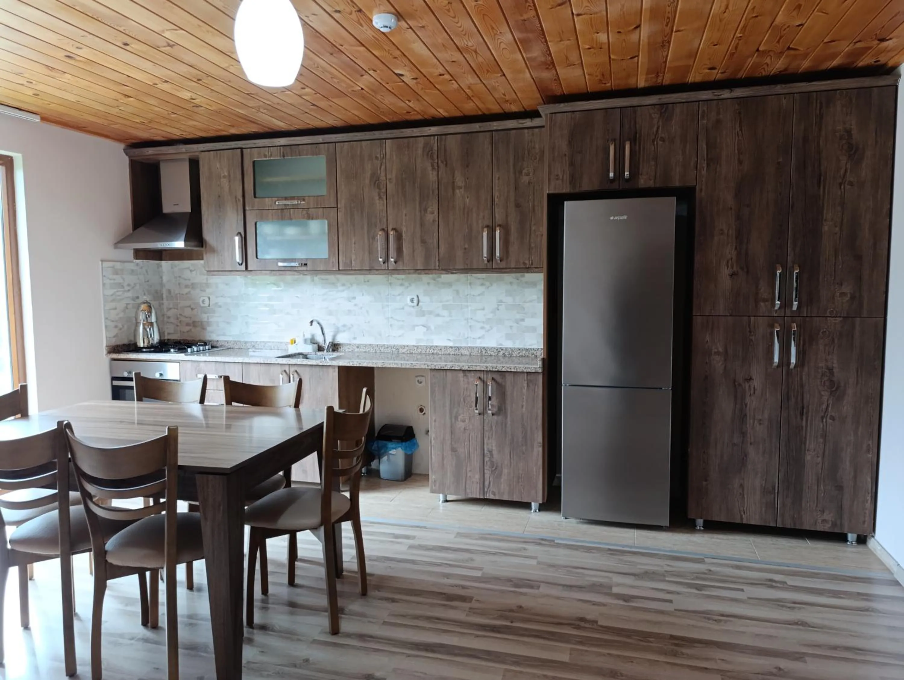 Communal lounge/ TV room in Erdem Apart Otel