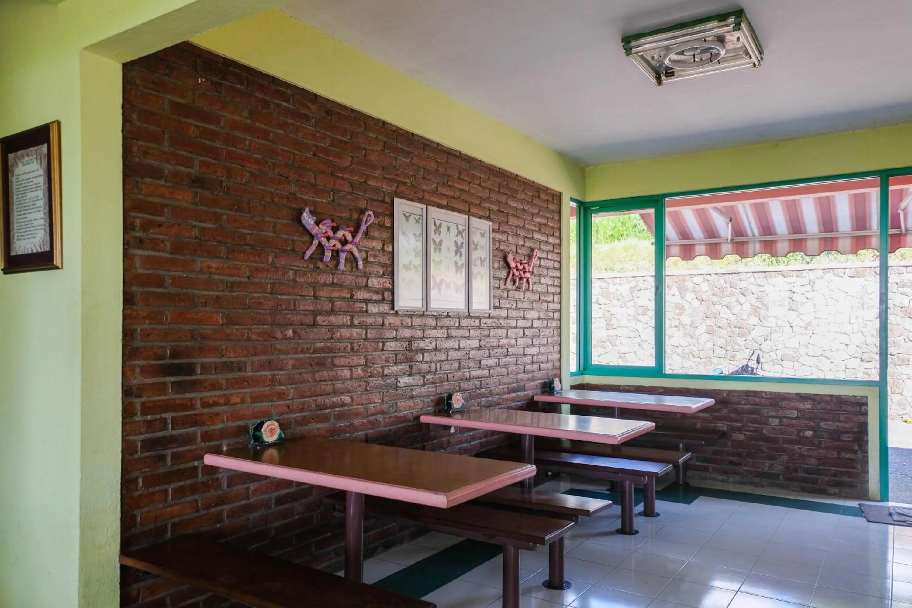 RedDoorz Syariah near Kopeng Treetop Adventure