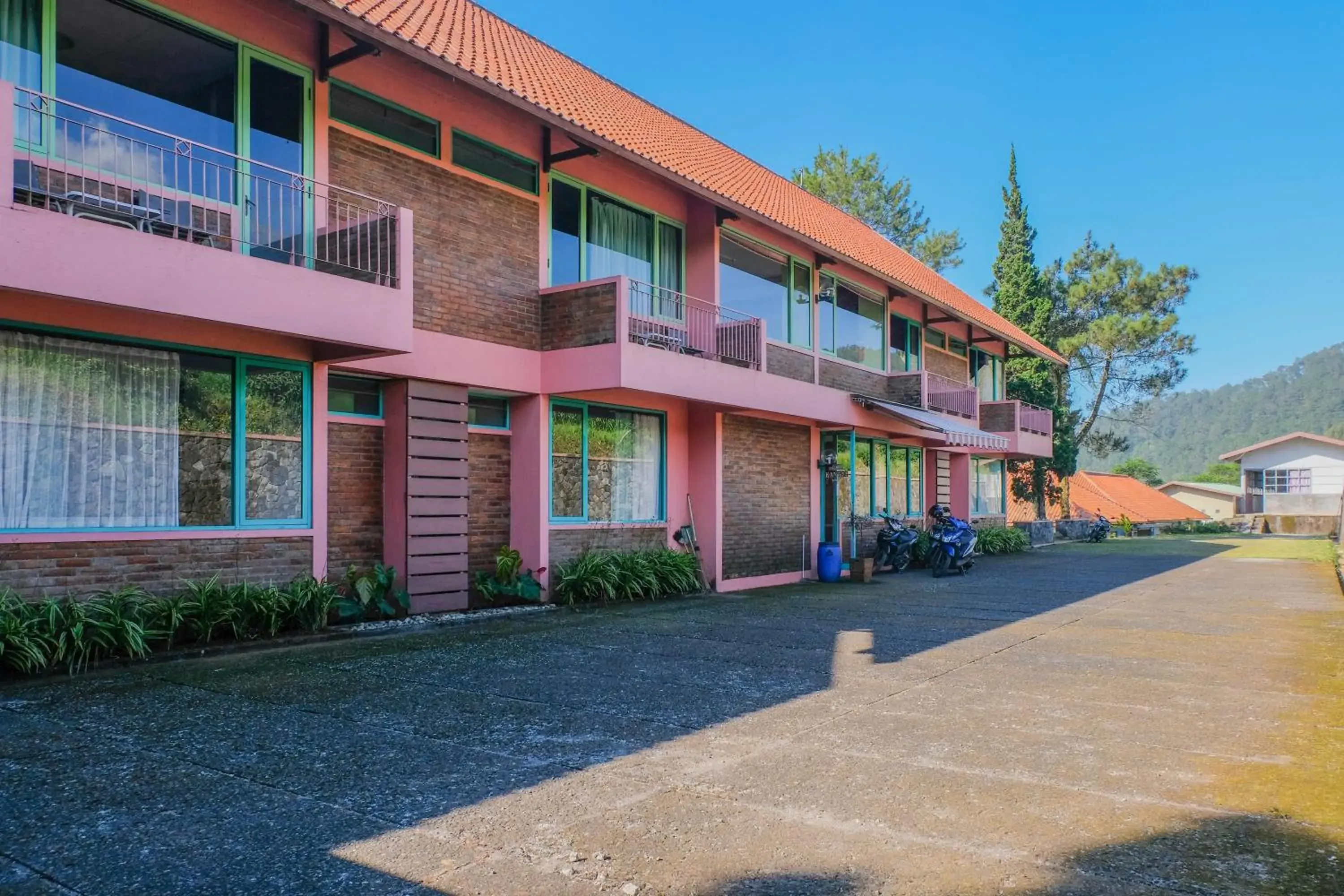 RedDoorz Syariah near Kopeng Treetop Adventure RedDoorz Syariah near Kopeng Treetop Adventure