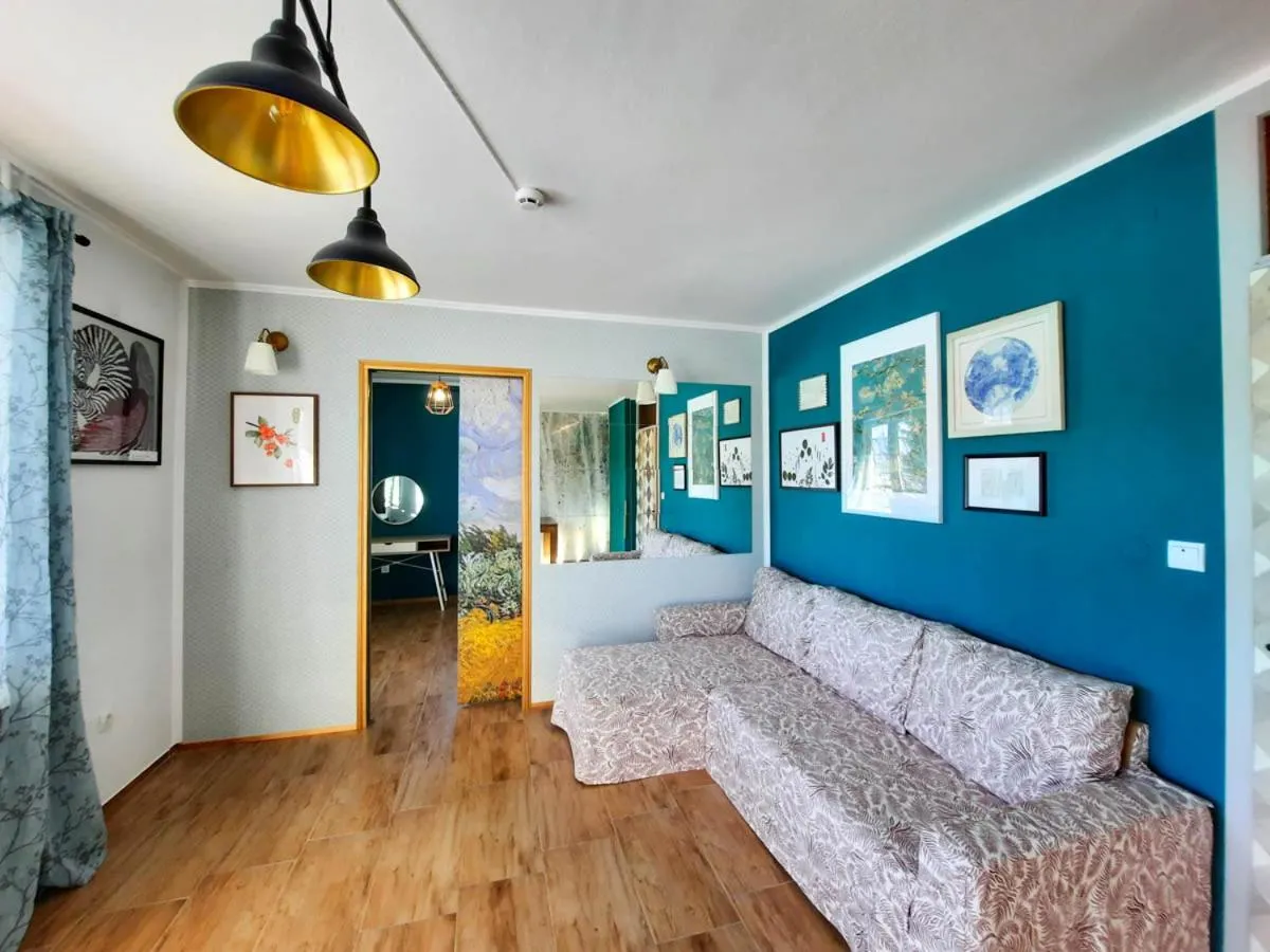 Deerwood Holiday Cozy Retreat 2br Apartment with Stunning Castle Views