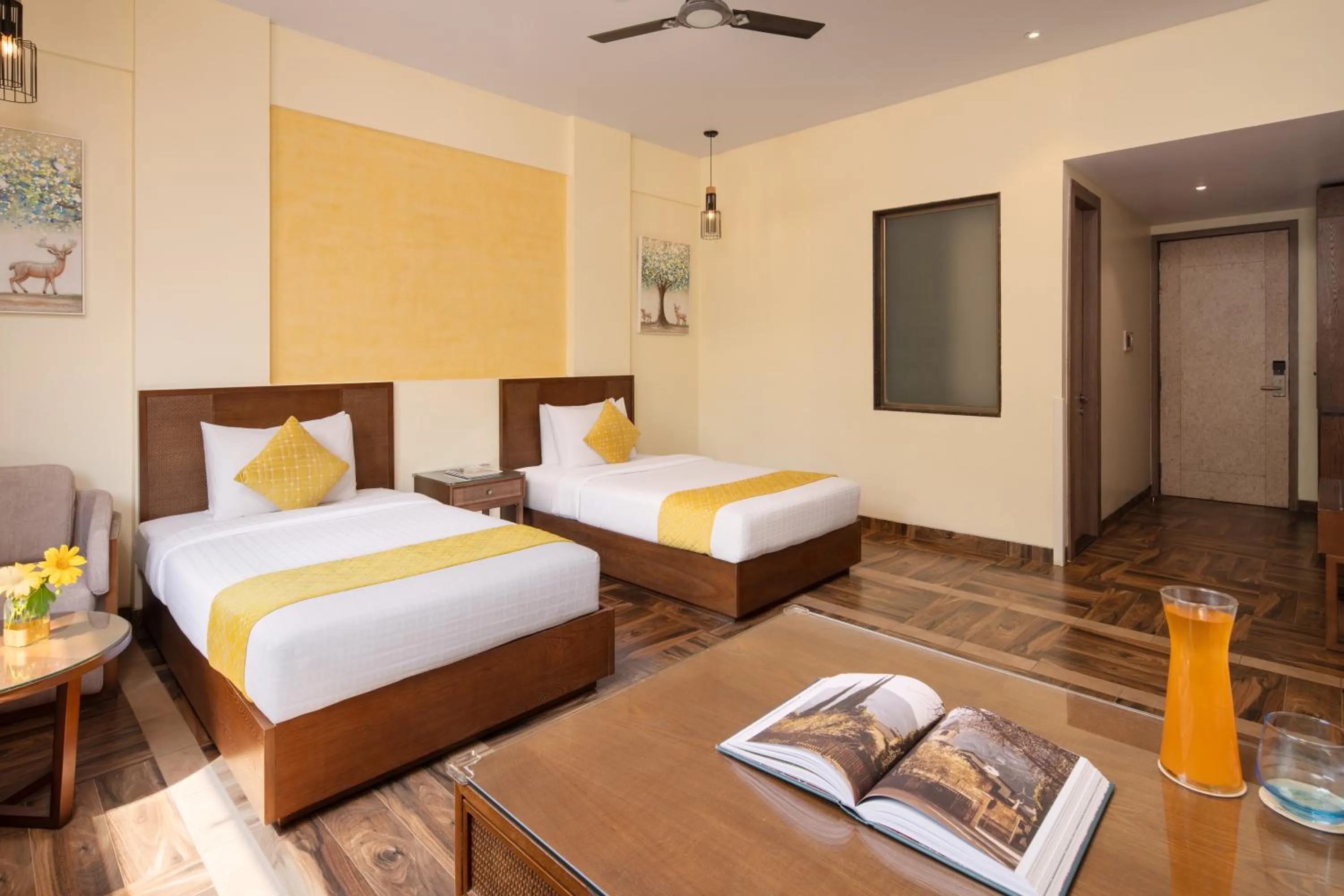 Bed in The Summer House, Pachmarhi - AM Hotel Kollection