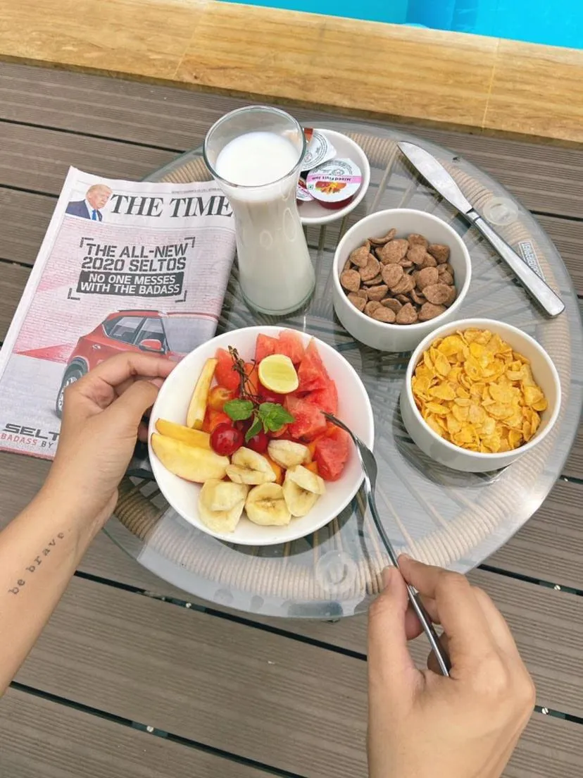 Breakfast in The Summer House, Pachmarhi - AM Hotel Kollection