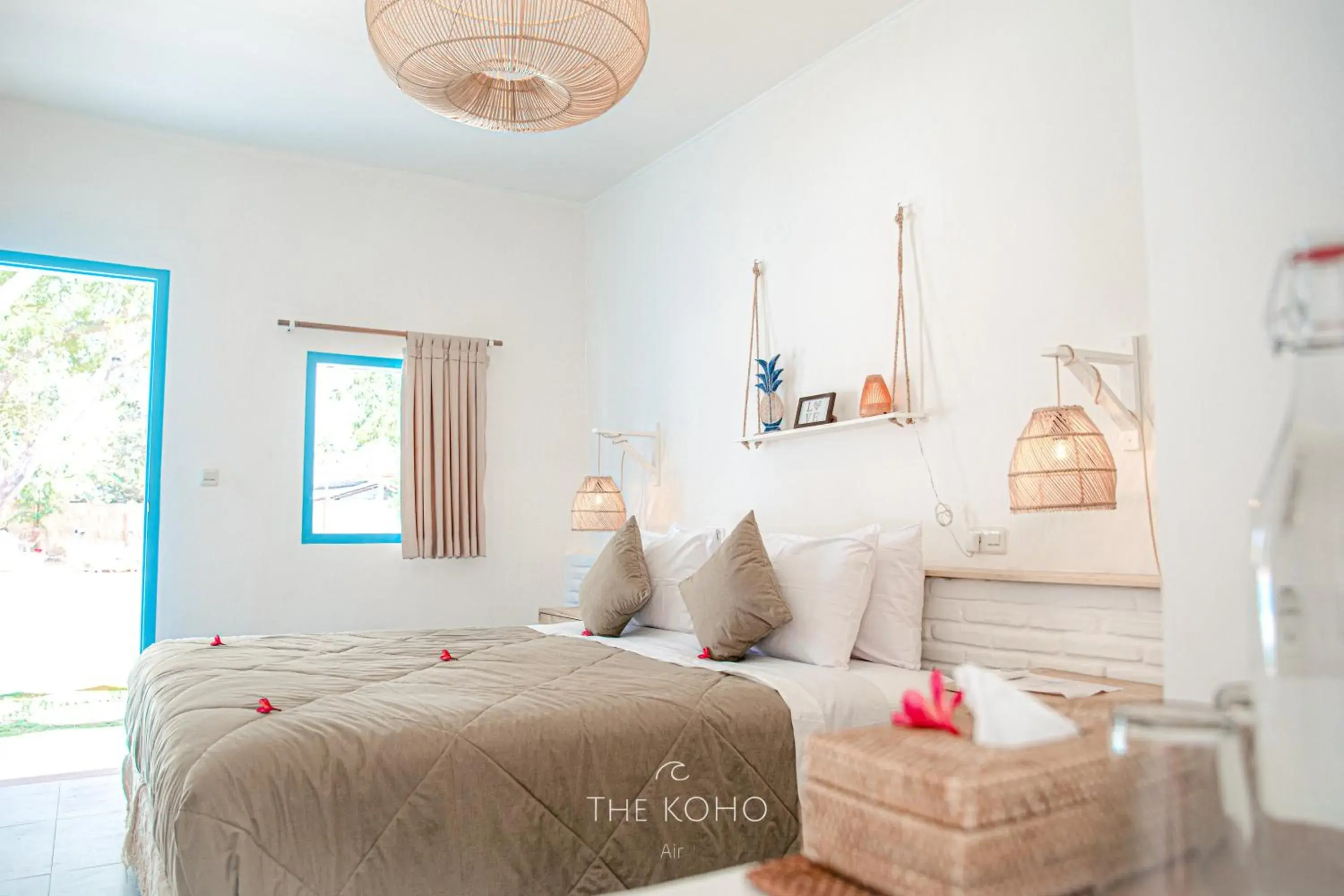 Photo of the whole room, Bed in The Koho Air Hotel Photo of the whole room, Bed in The Koho Air Hotel